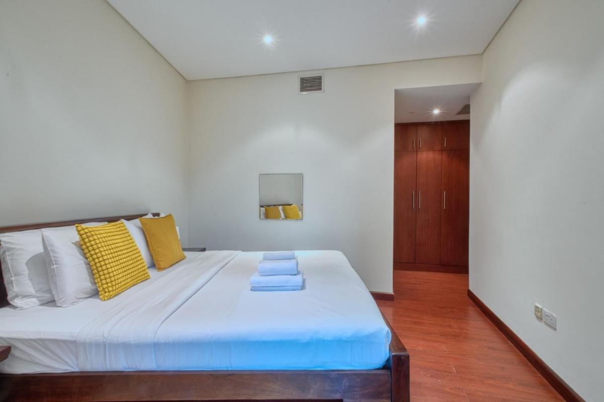 Marina, & Marina View , 2 Bed Perfect For Groups Appartement