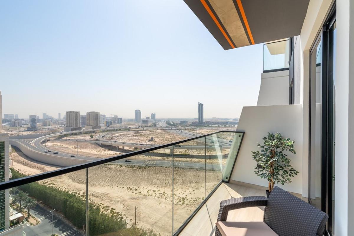 Lägenhet Luxury 1br In Jvc With Stunning Pool *