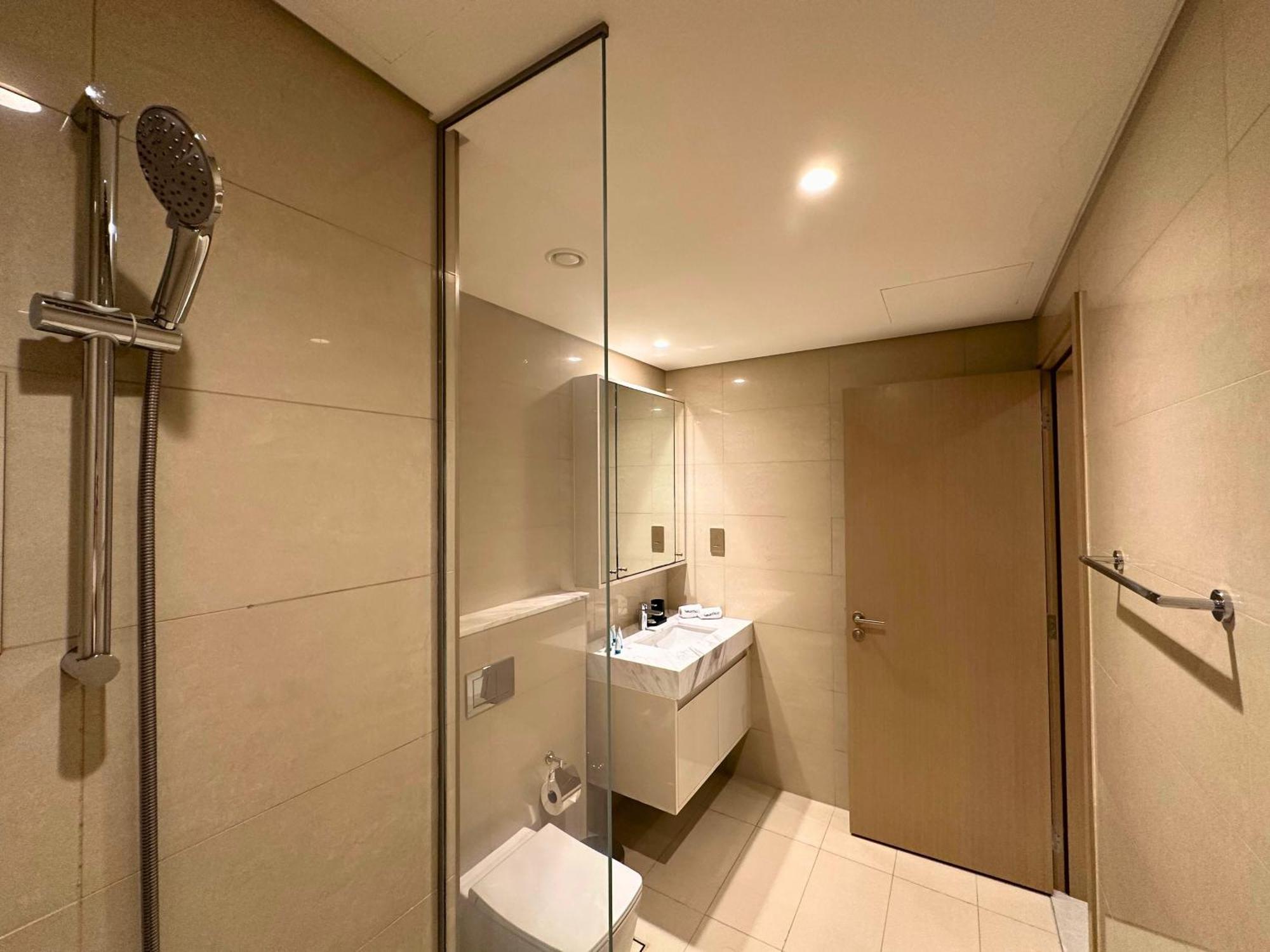 Smartstay At Burj Royale - Unique Downtown Views - Brand New Luxury Appartement Dubaï