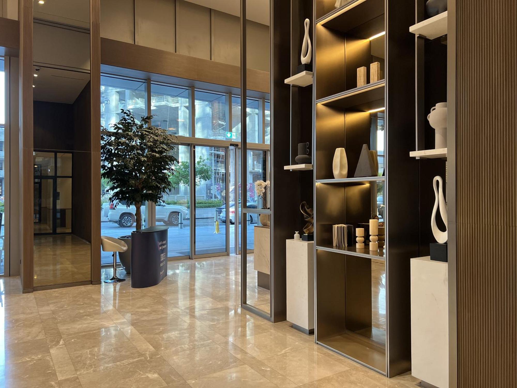 Downtown Luxury - Elegant 1-bedroom - 5 Minutes Walk To Mall Apartament Dubai
