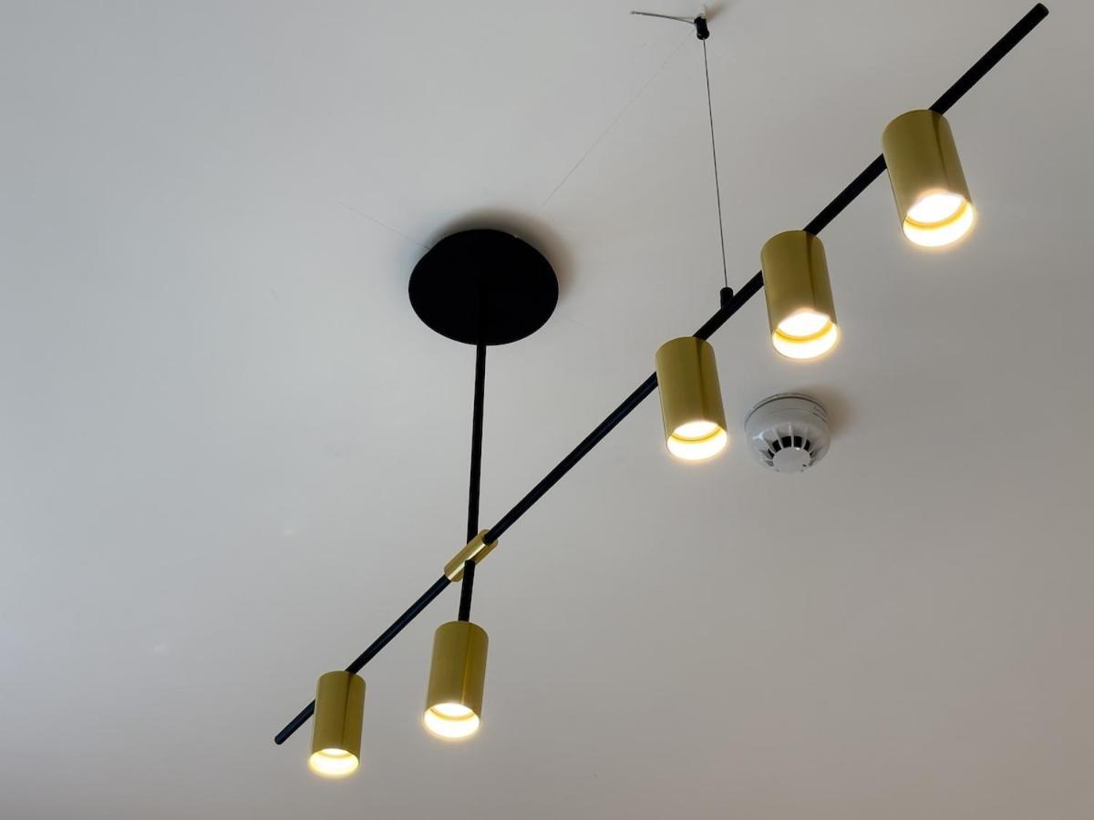 Modern And Charming 1br In Jvc Appartamento