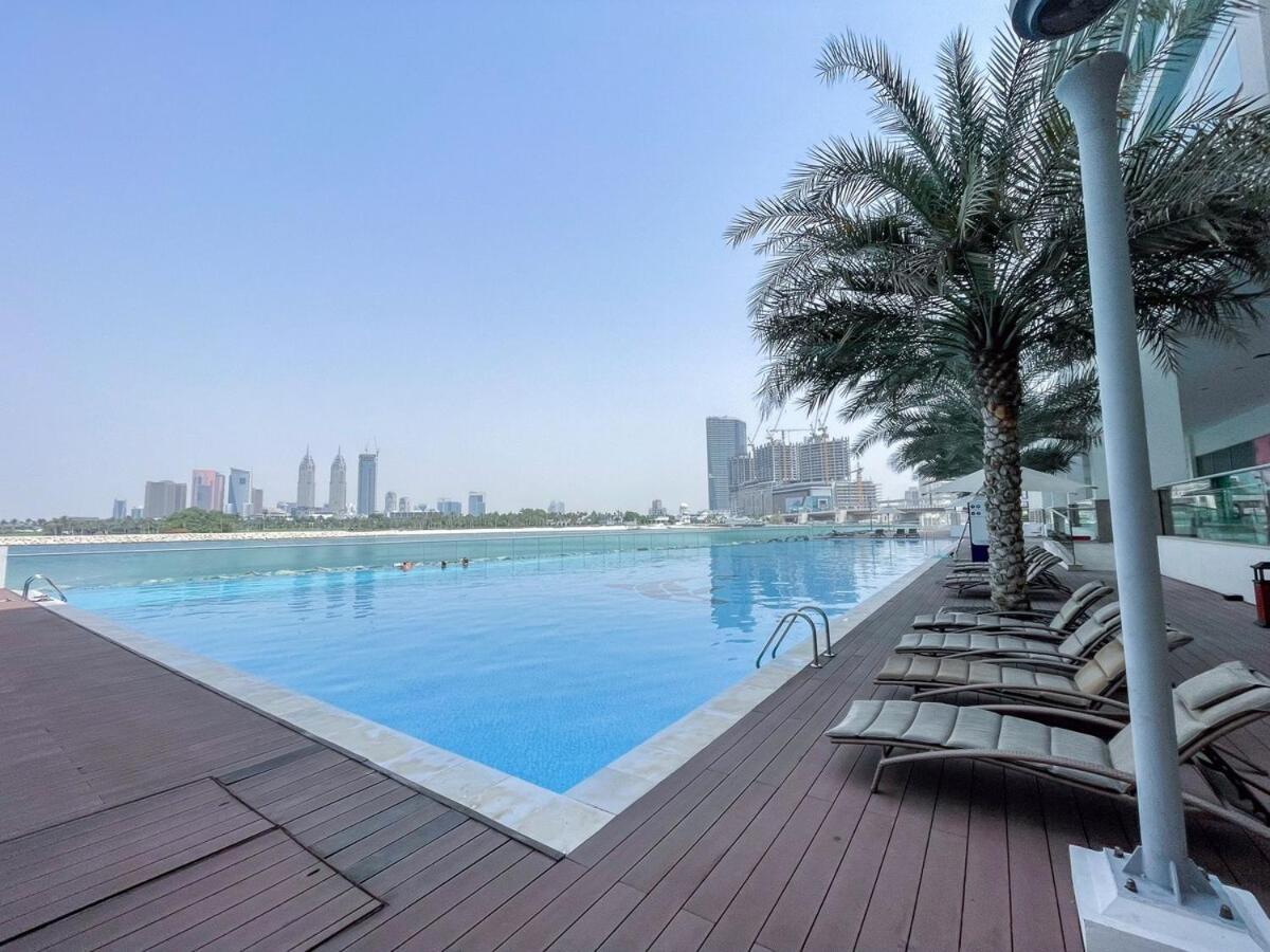 Peaceful And Airy 1-bedroom With The Palm View Appartement