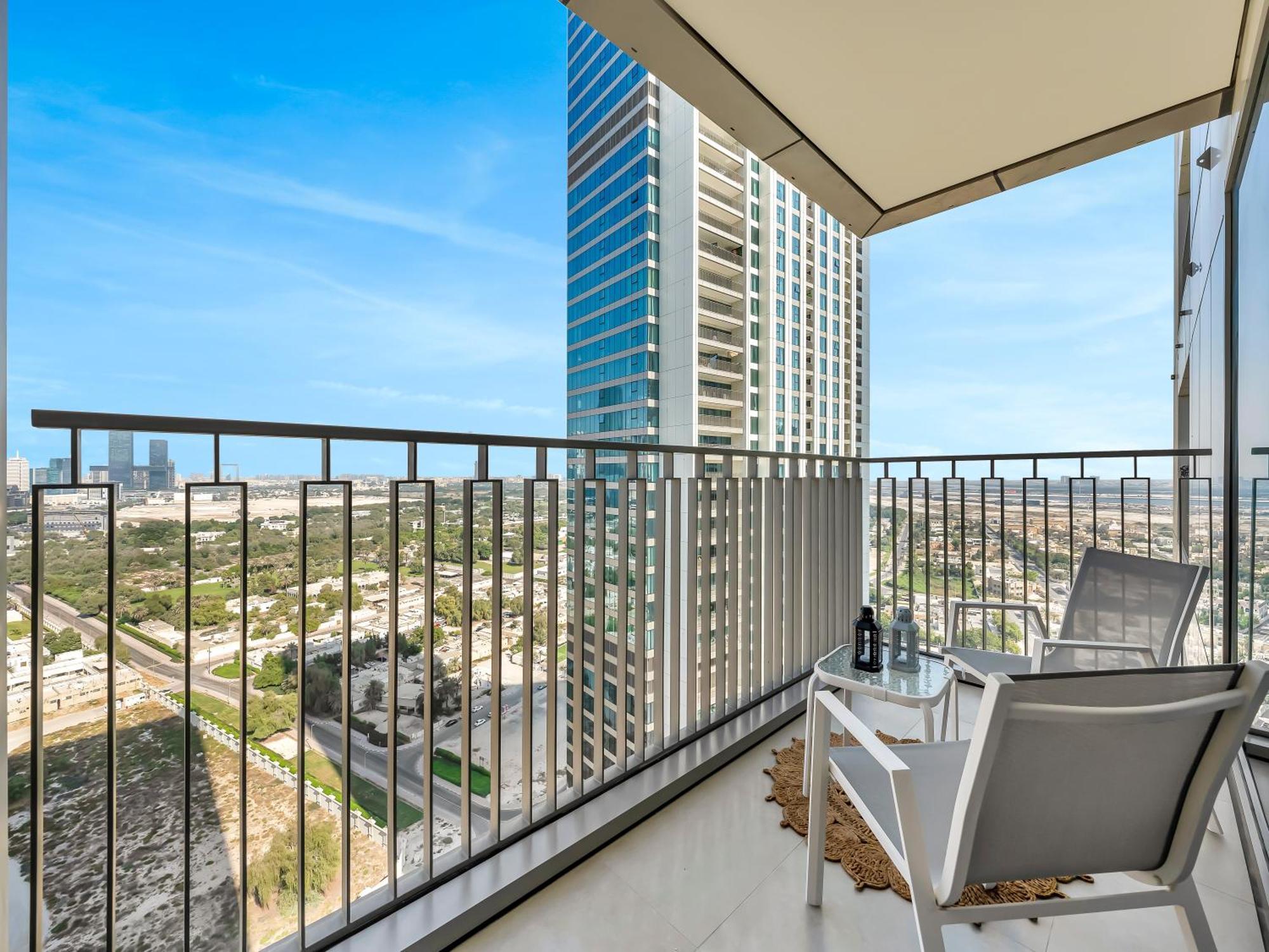 Blissful At Downtown Views Ii- 5min Walk To Mall, Burj Khalifa With Infinity Pool Dubaï