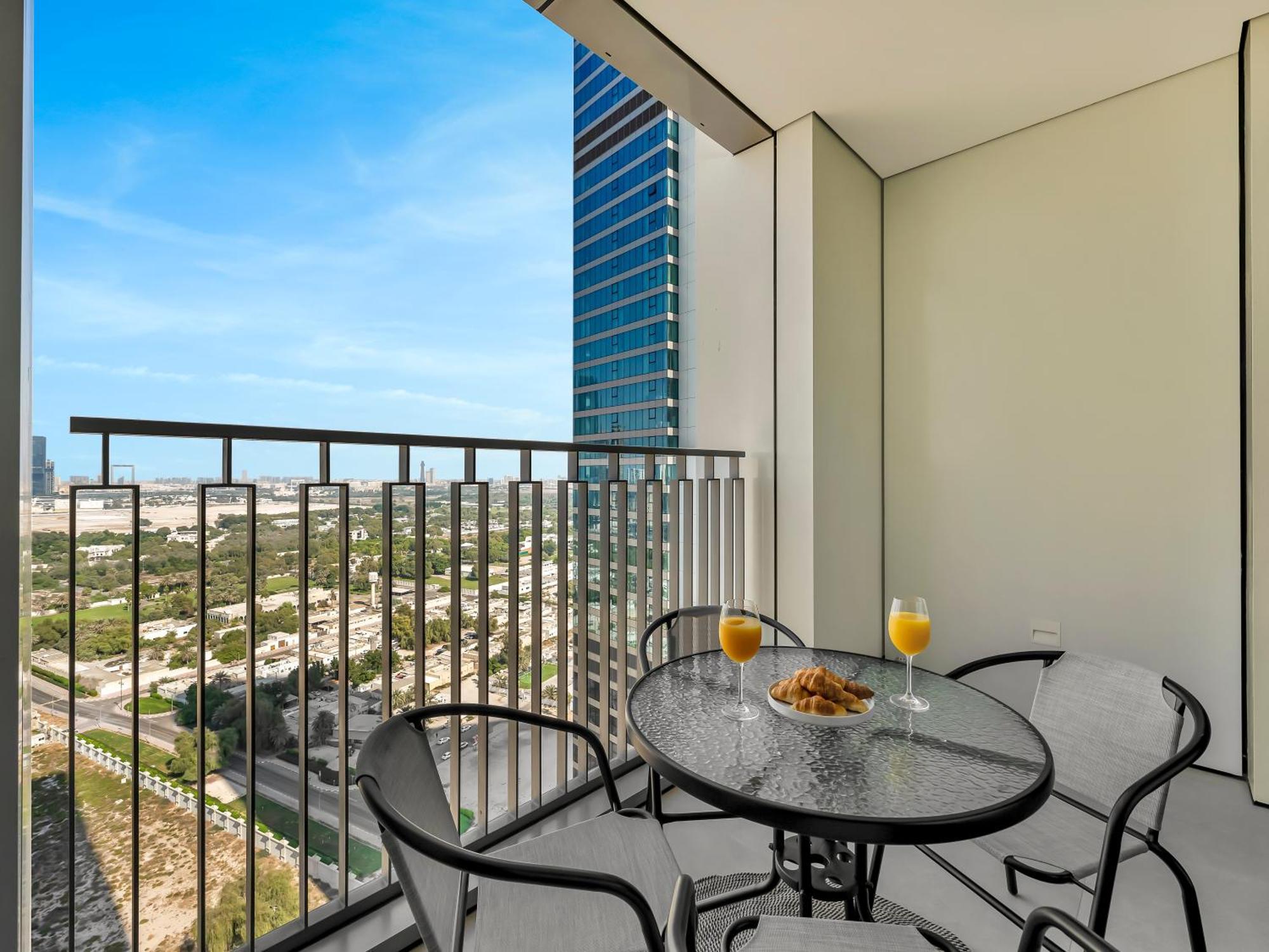 Appartement Blissful At Downtown Views Ii- 5min Walk To Mall, Burj Khalifa With Infinity Pool