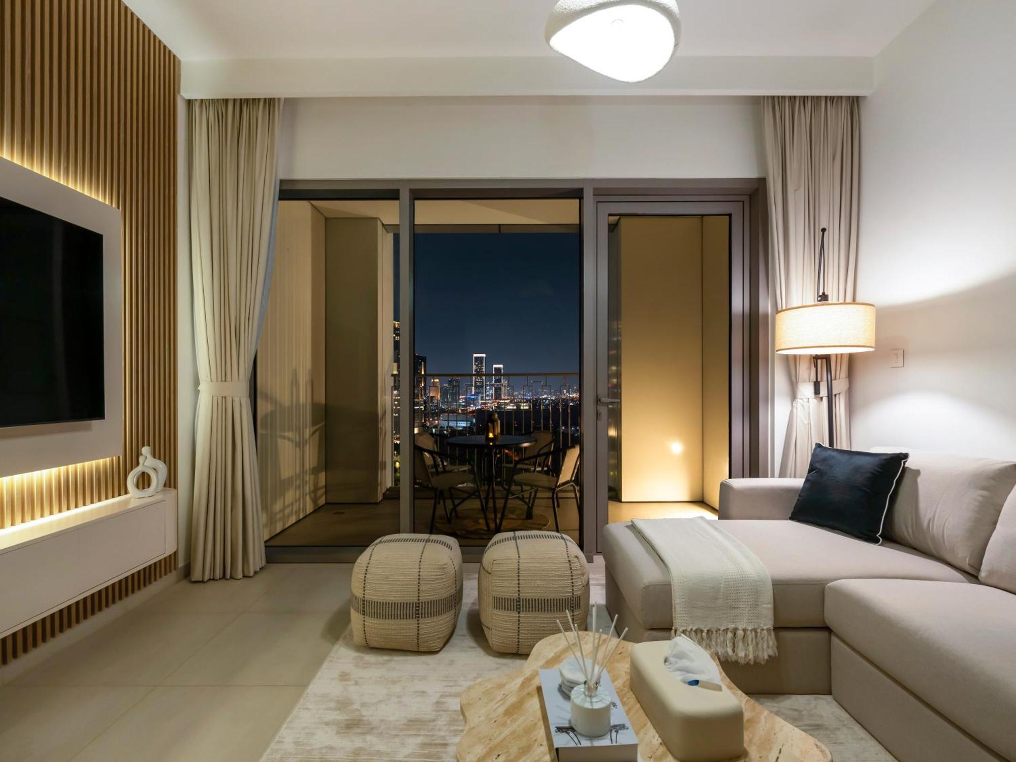 Blissful At Downtown Views Ii- 5min Walk To Mall, Burj Khalifa With Infinity Pool * Dubaï
