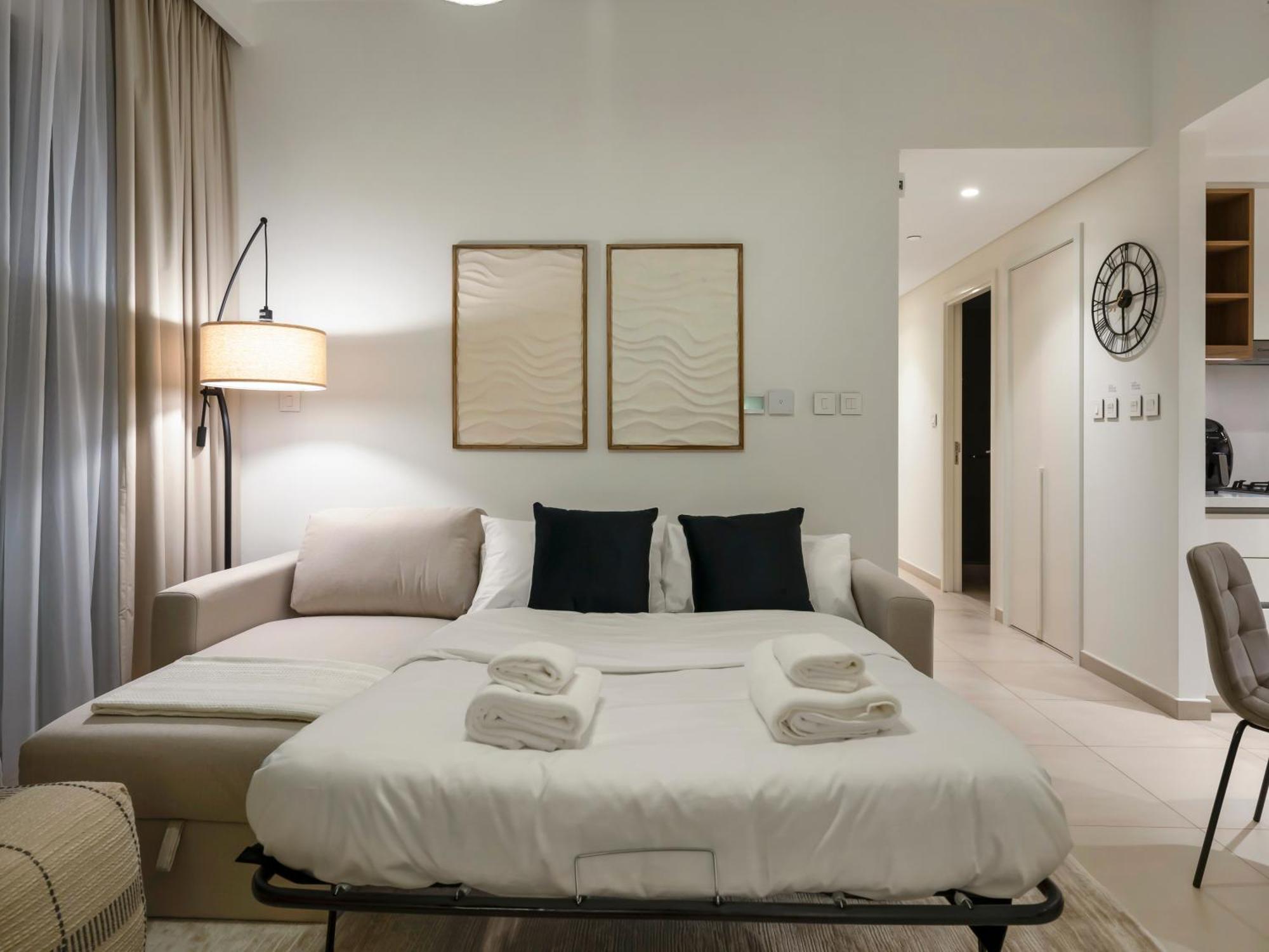 Blissful At Downtown Views Ii- 5min Walk To Mall, Burj Khalifa With Infinity Pool Appartement