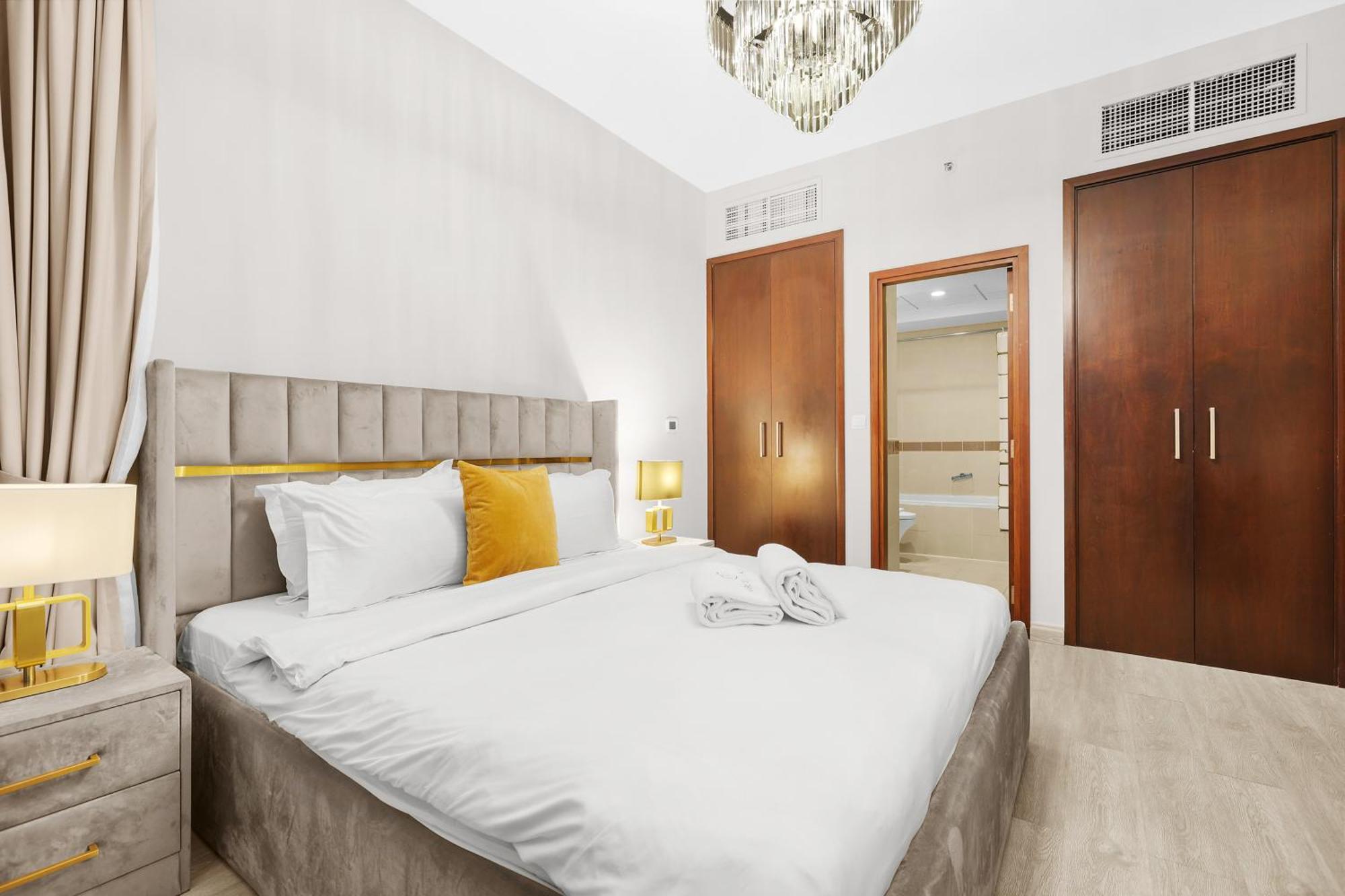 2Br Apartment Near Dubai Mall Burj Khalifa View And Pool *