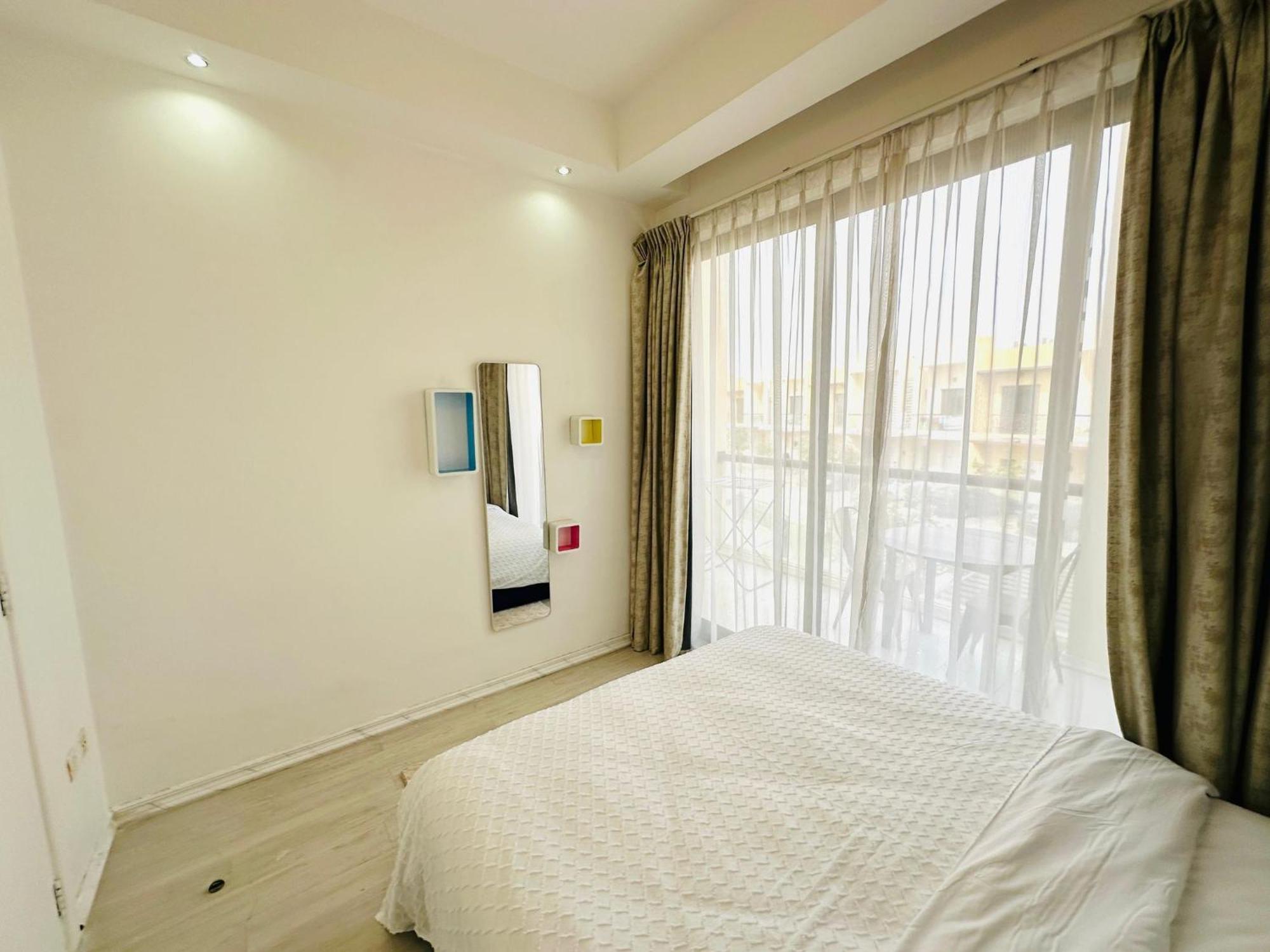 Family-friendly Play Area Pool Villa Dubaï