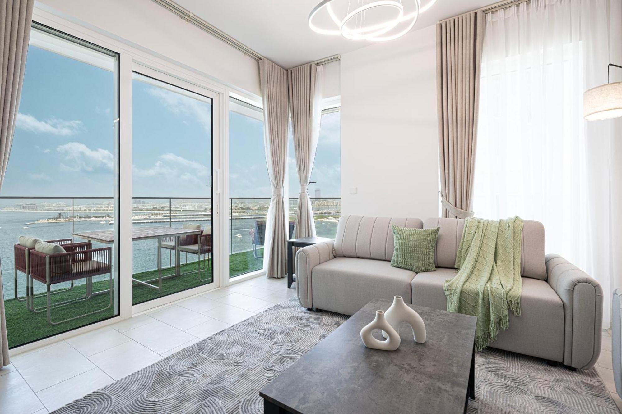 Excellent 2 Bedrooms With Sea View! Private Beach, La Vie In Jbr! Appartamento Dubai
