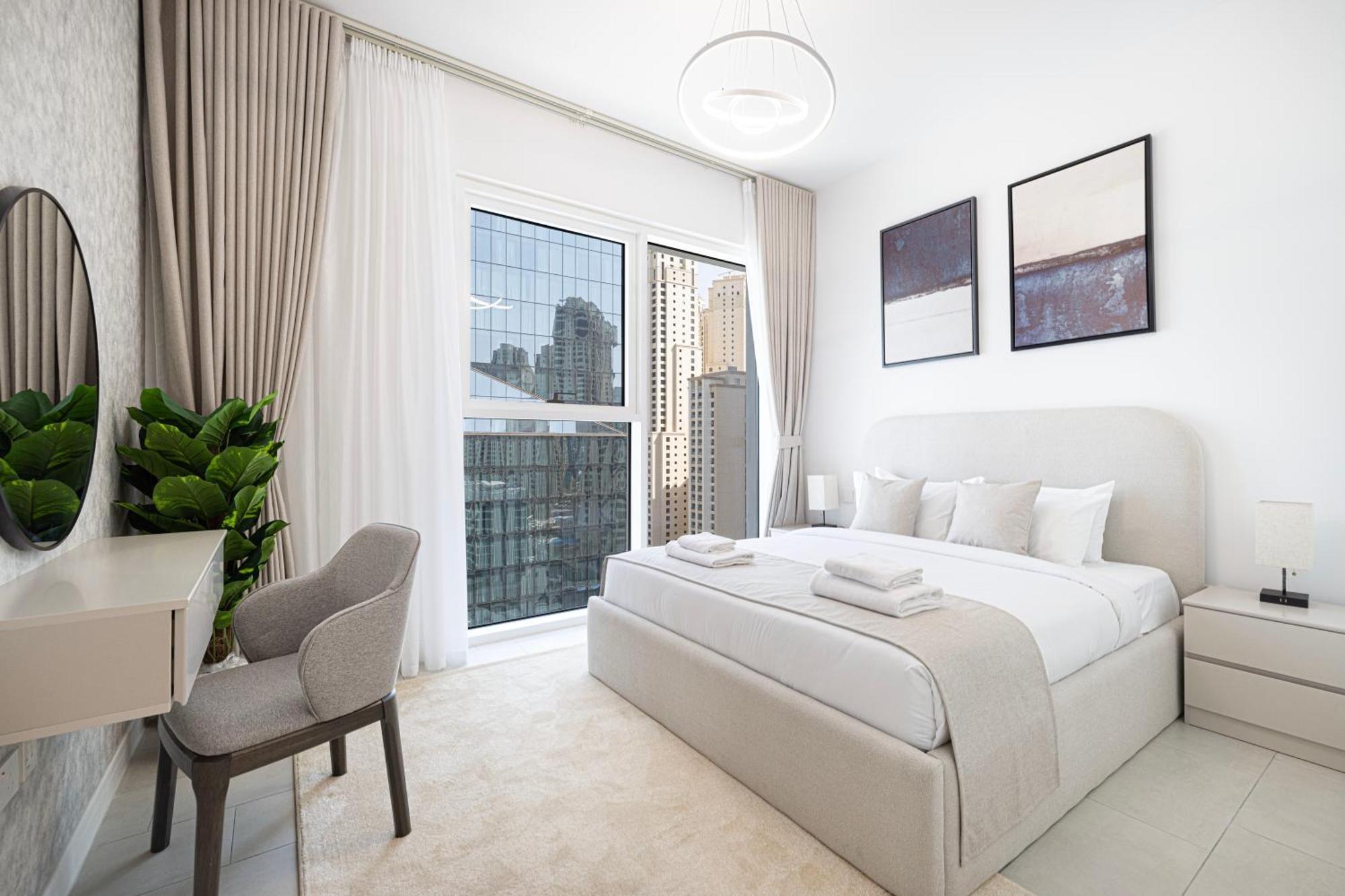 Excellent 2 Bedrooms With Sea View! Private Beach, La Vie In Jbr! Appartamento