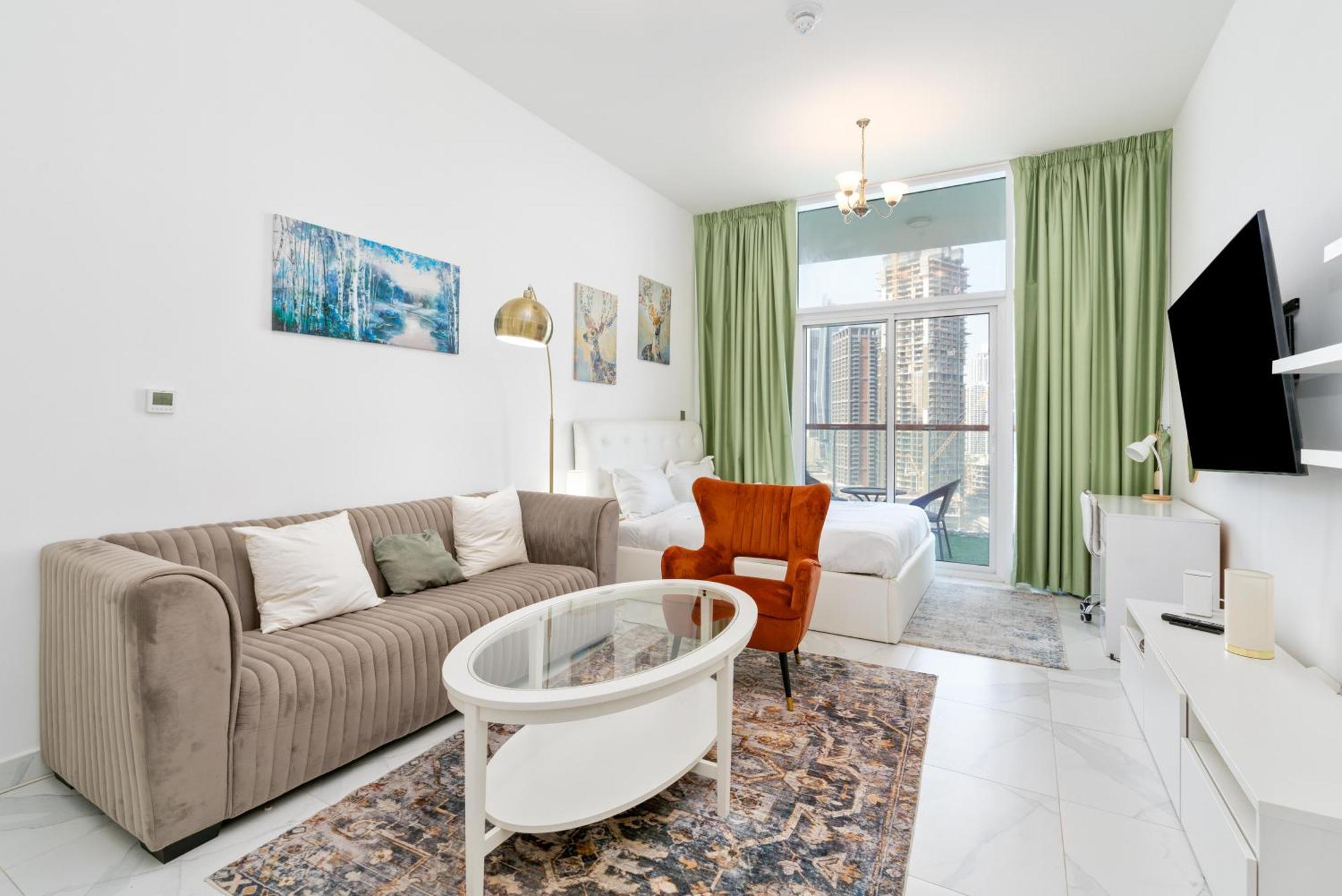 Bespoke Homes - With Canal Views In Millenium Binghatti Residences * Dubaï