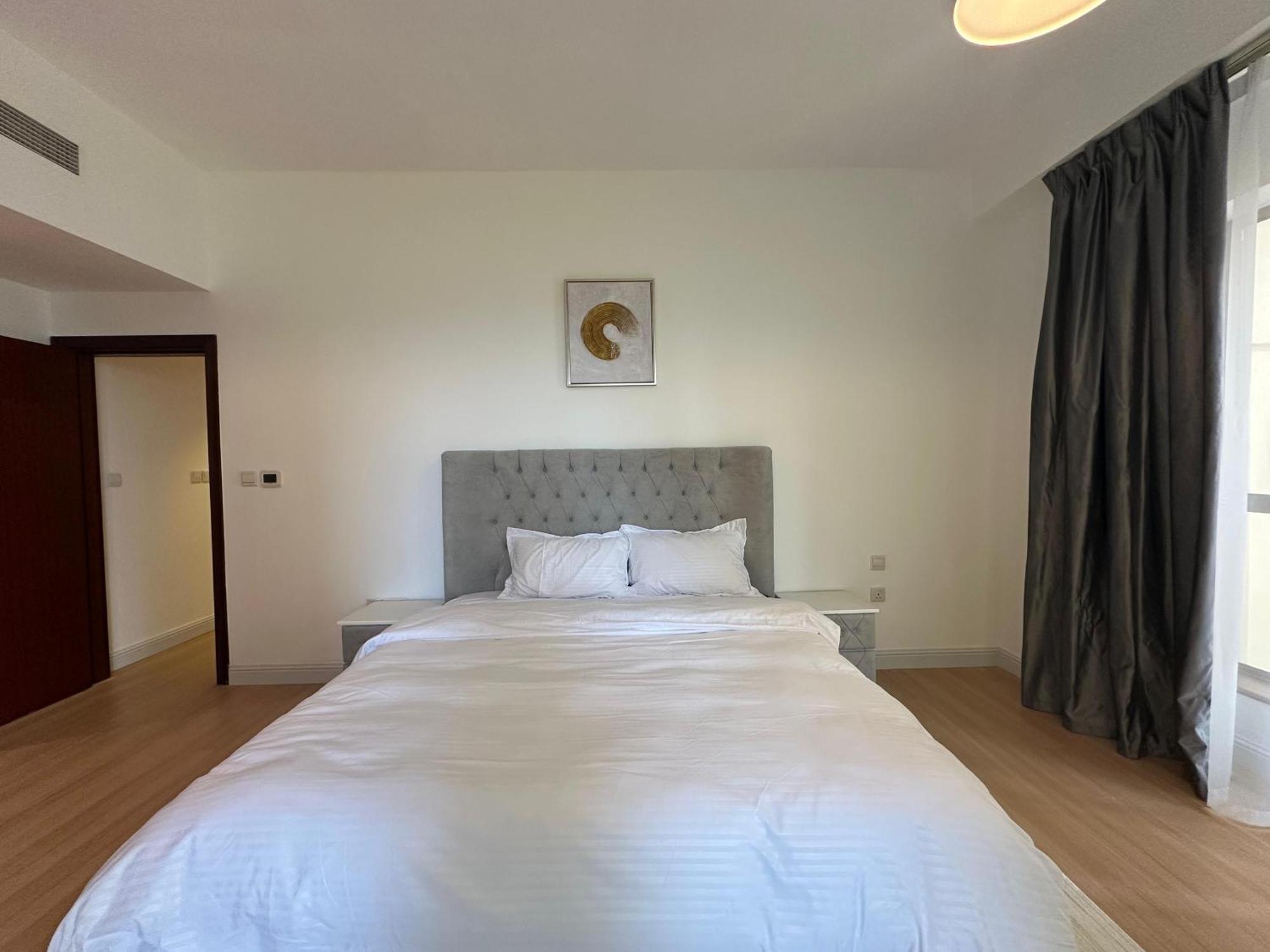 Appartement 2br In Jbr, The Walk