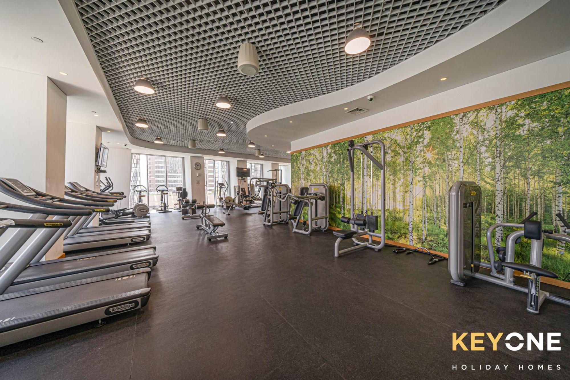 Apartament Lavish One Bedroom With Amazing Sun Deck & Pool