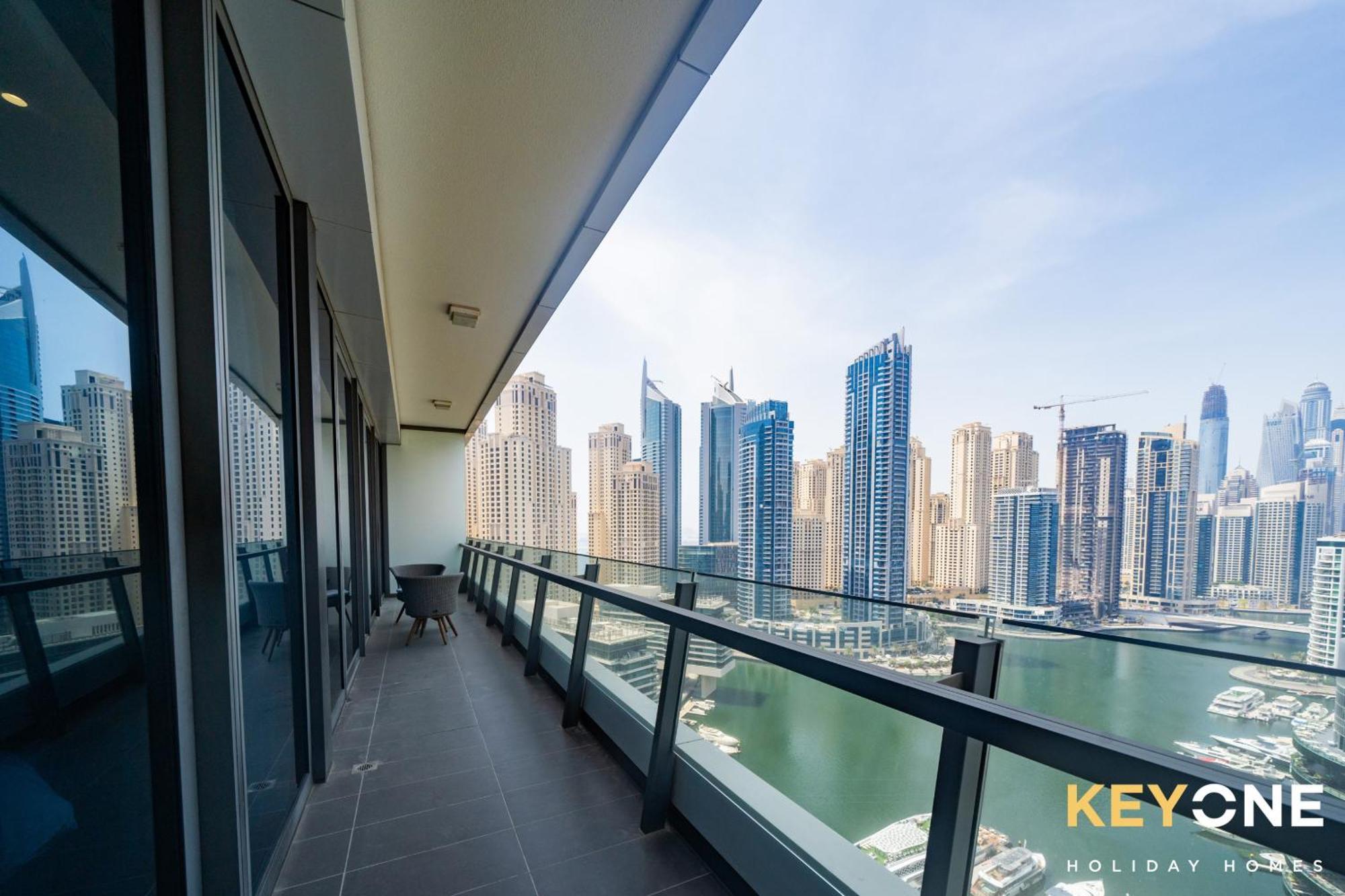 Vibrant Two Bedroom With Full Marina View Apartamento Dubái