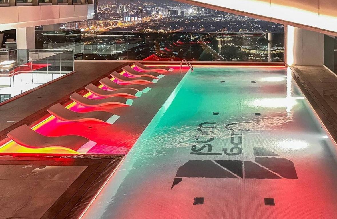 Luxury 1 Bed In The Heart Of The City! Free Wifi Lejlighed Dubai