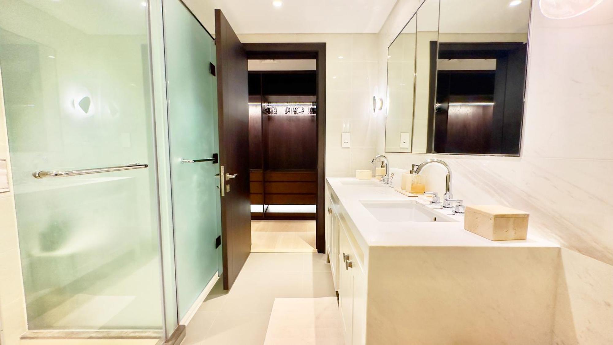 3br With Maids At Opera Grand, Burj Fountain View By Vibel Dubái