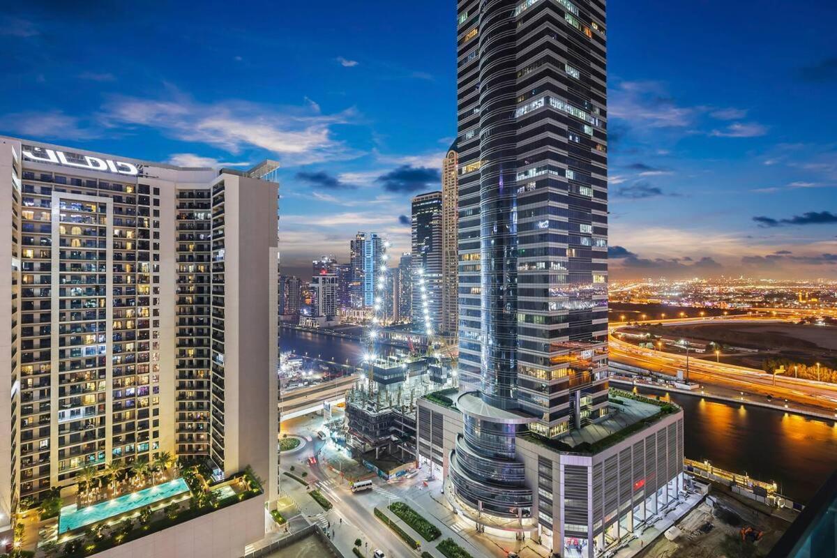 Stylish 1br Business Bay - Near Metro - Balcony With Views Appartement *