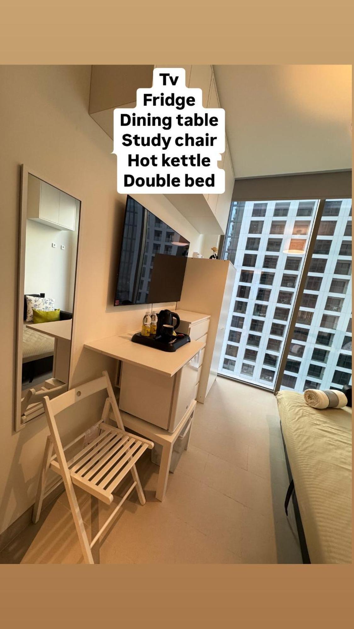 Private Of A Residential Tower For 1 Lady Pool & Downtown View & Parking Minimum Staying Of 3 Nights Séjour chez l'habitant