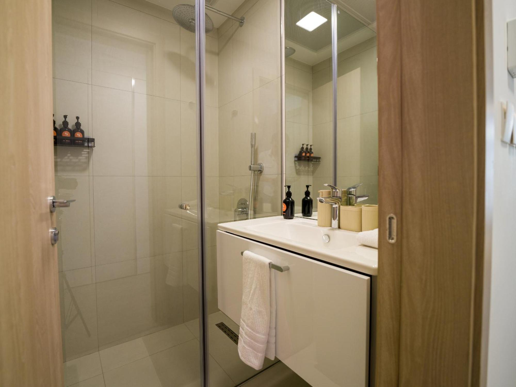 Apartamento Easygo- Stylish Stu In Luma 22 Jvc Dubái