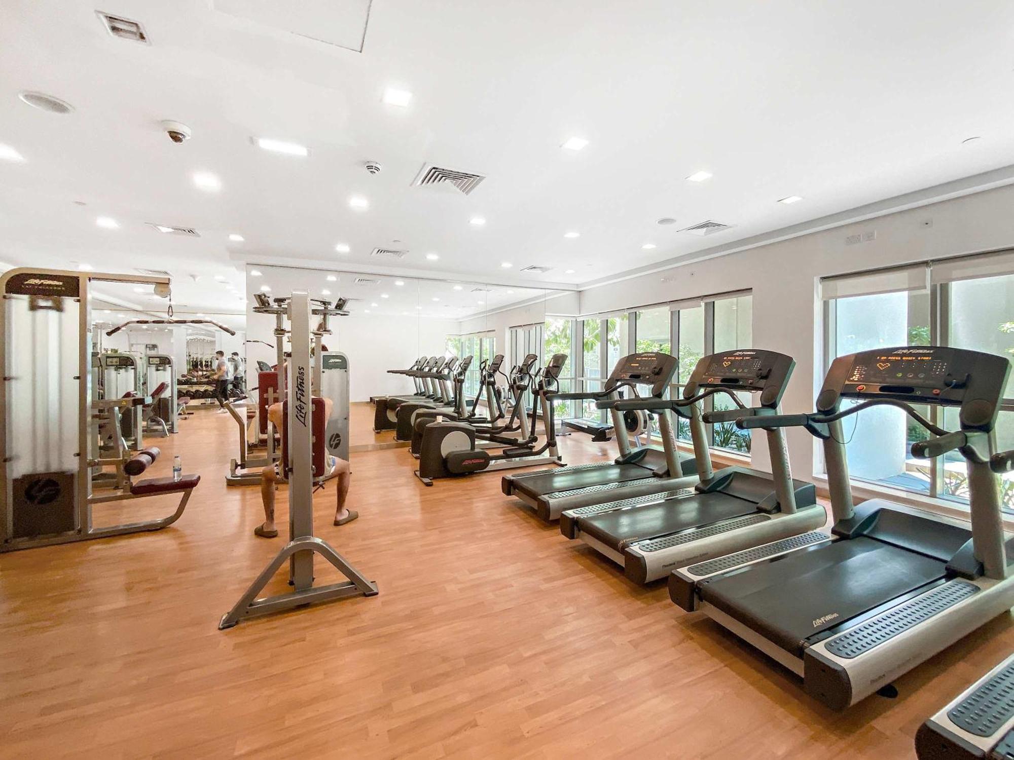 Apartamento Silkhaus Spacious In Boulevard With Gym & Pool
