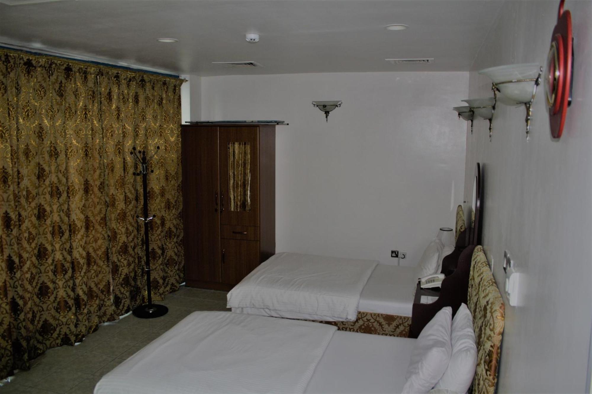 Apart-hotel Sky 2*