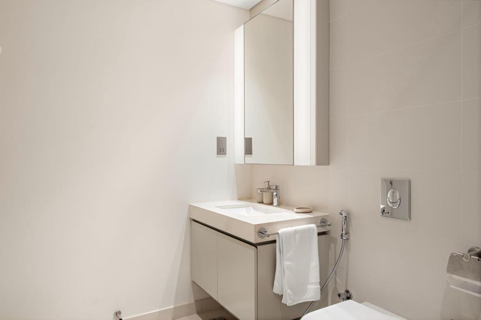 Luxury 1br In Sunrise Bay Appartement *