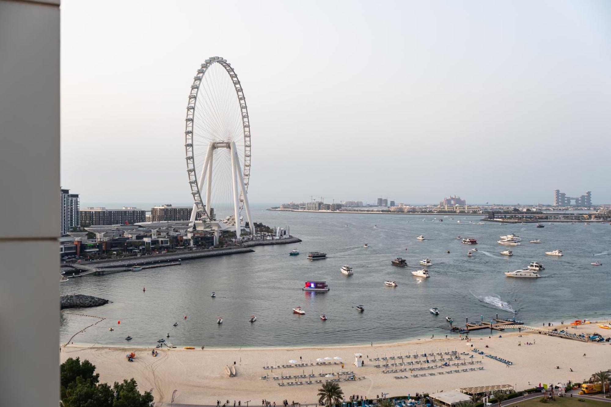 Access 4 Bedroom Jbr Dubaï