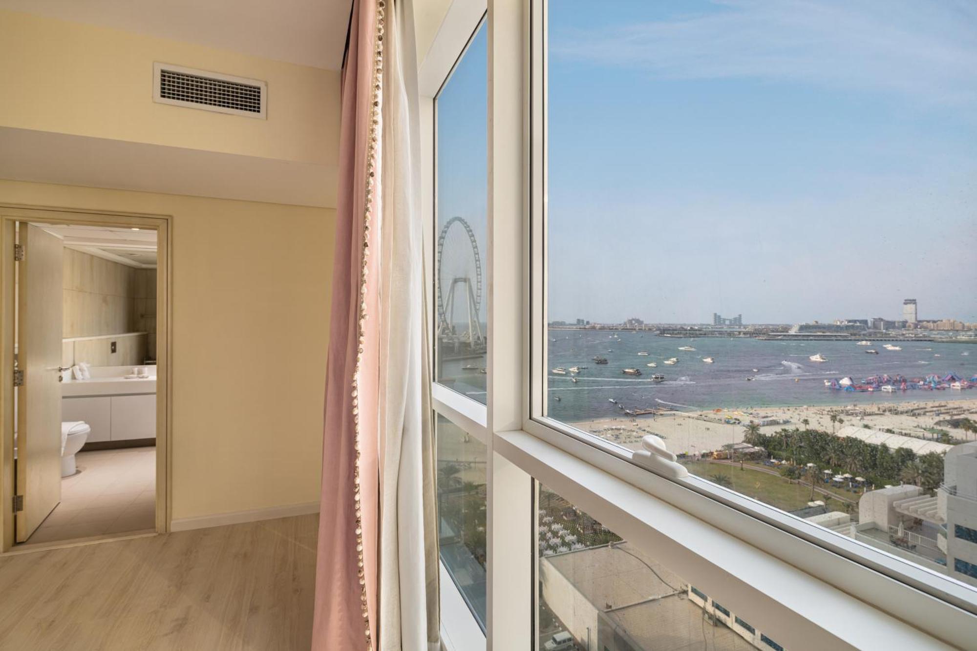Access 4 Bedroom Jbr Dubaï