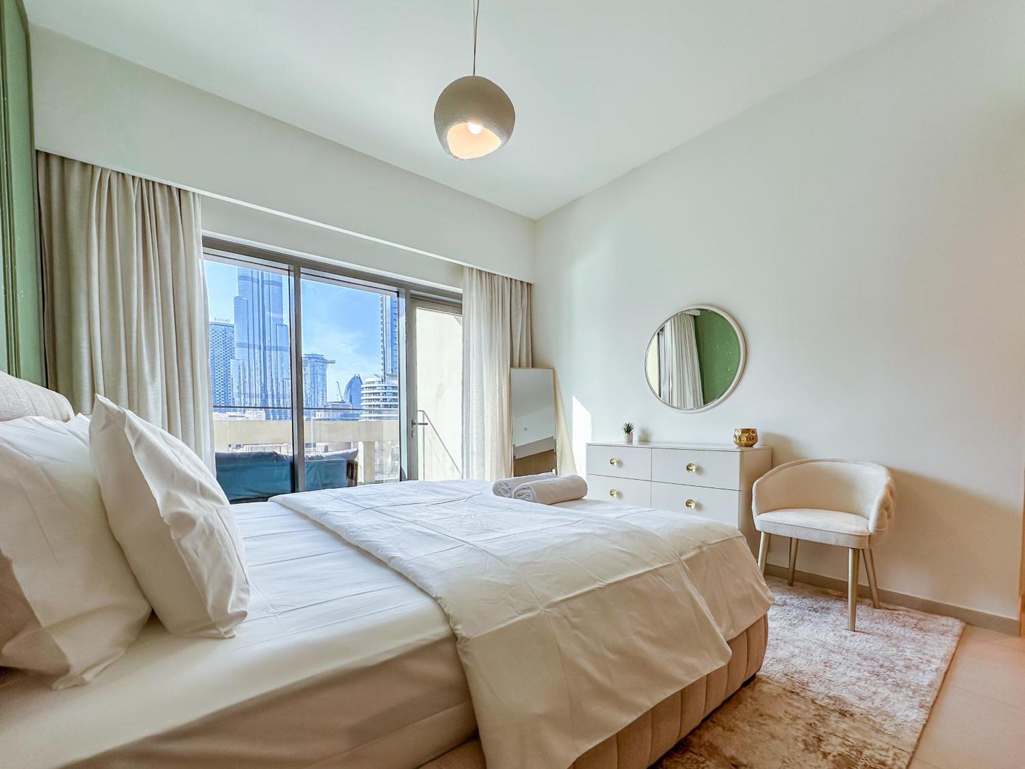 Spectacular Burj Khalifa View, 2br Luxury By Sbh Apartemen