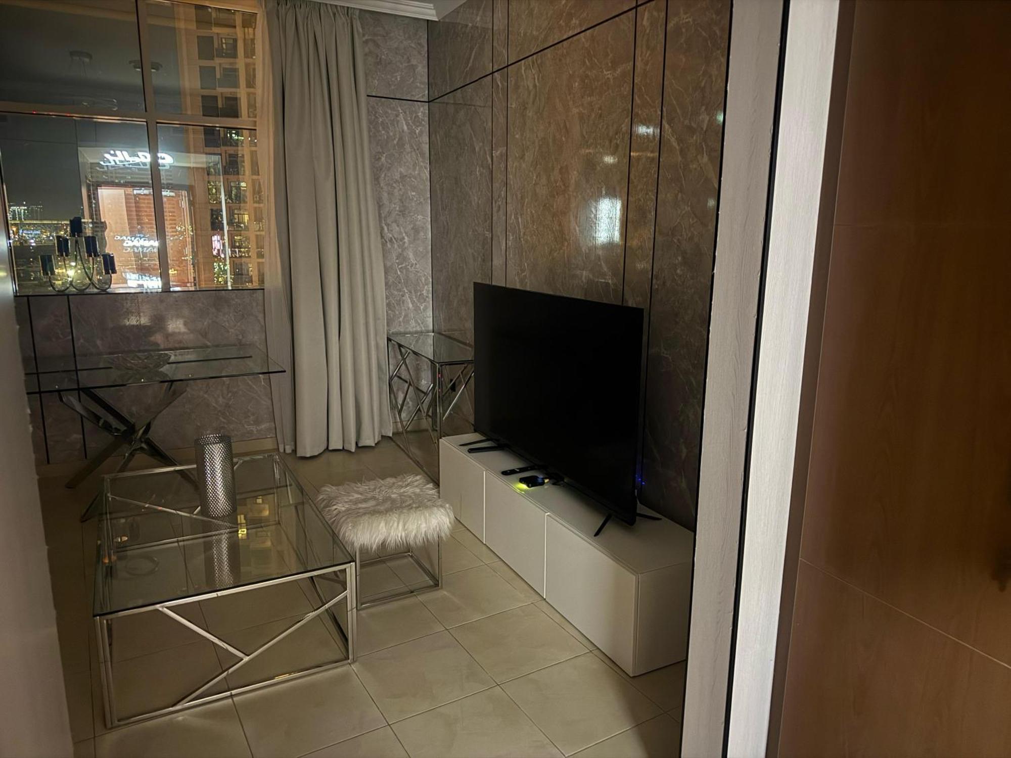 5 Min To Mall Downtown Gasthof Dubai