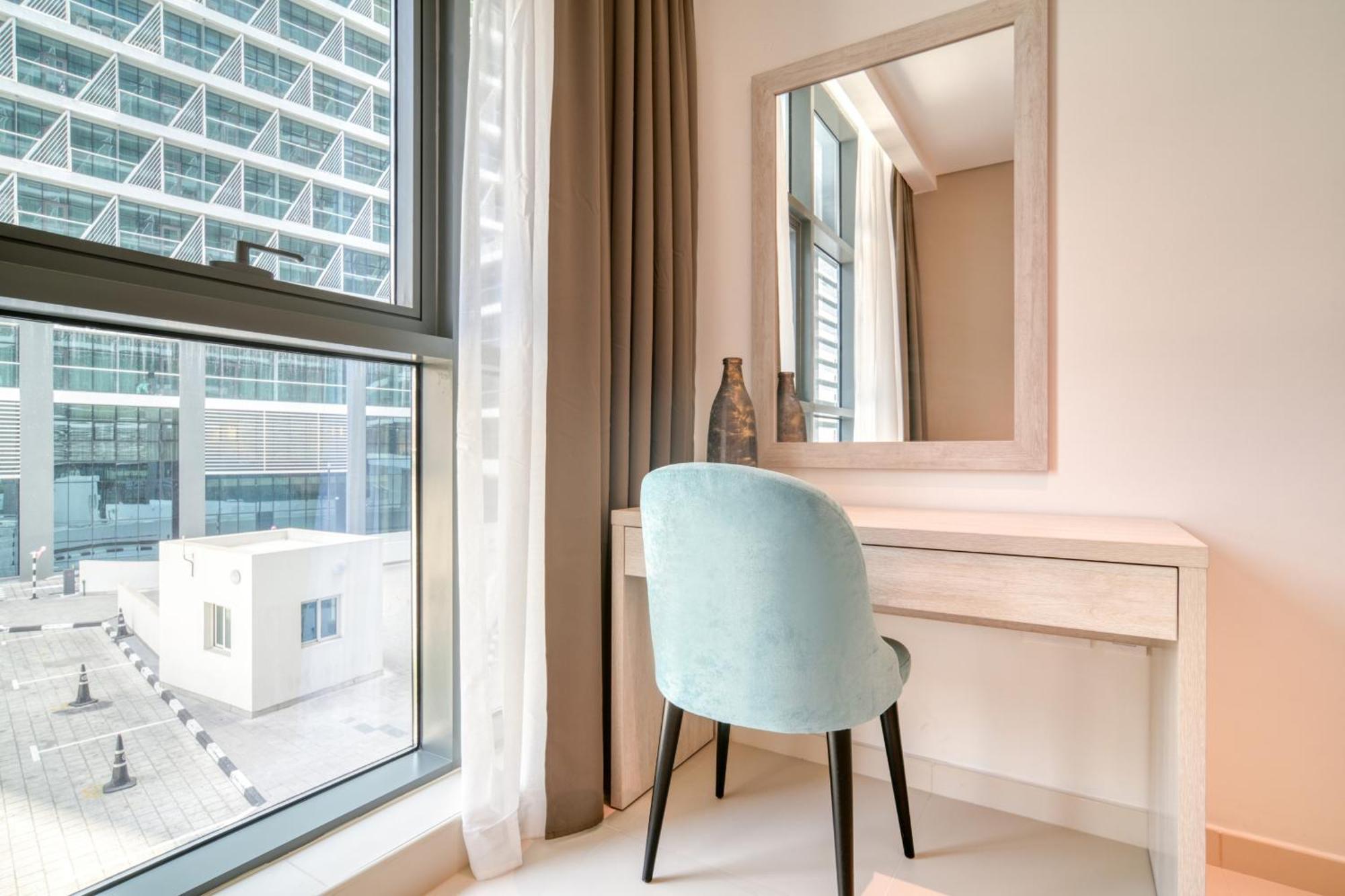 Seven Palm, Palm Jumeirah - Mint Dubai