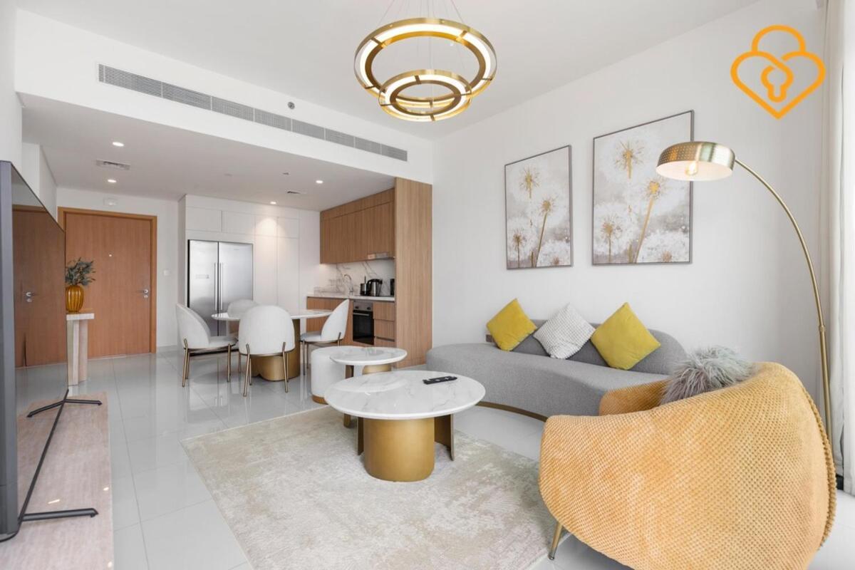Keysplease 2 Bedroom Vista, Emaar Beachfront