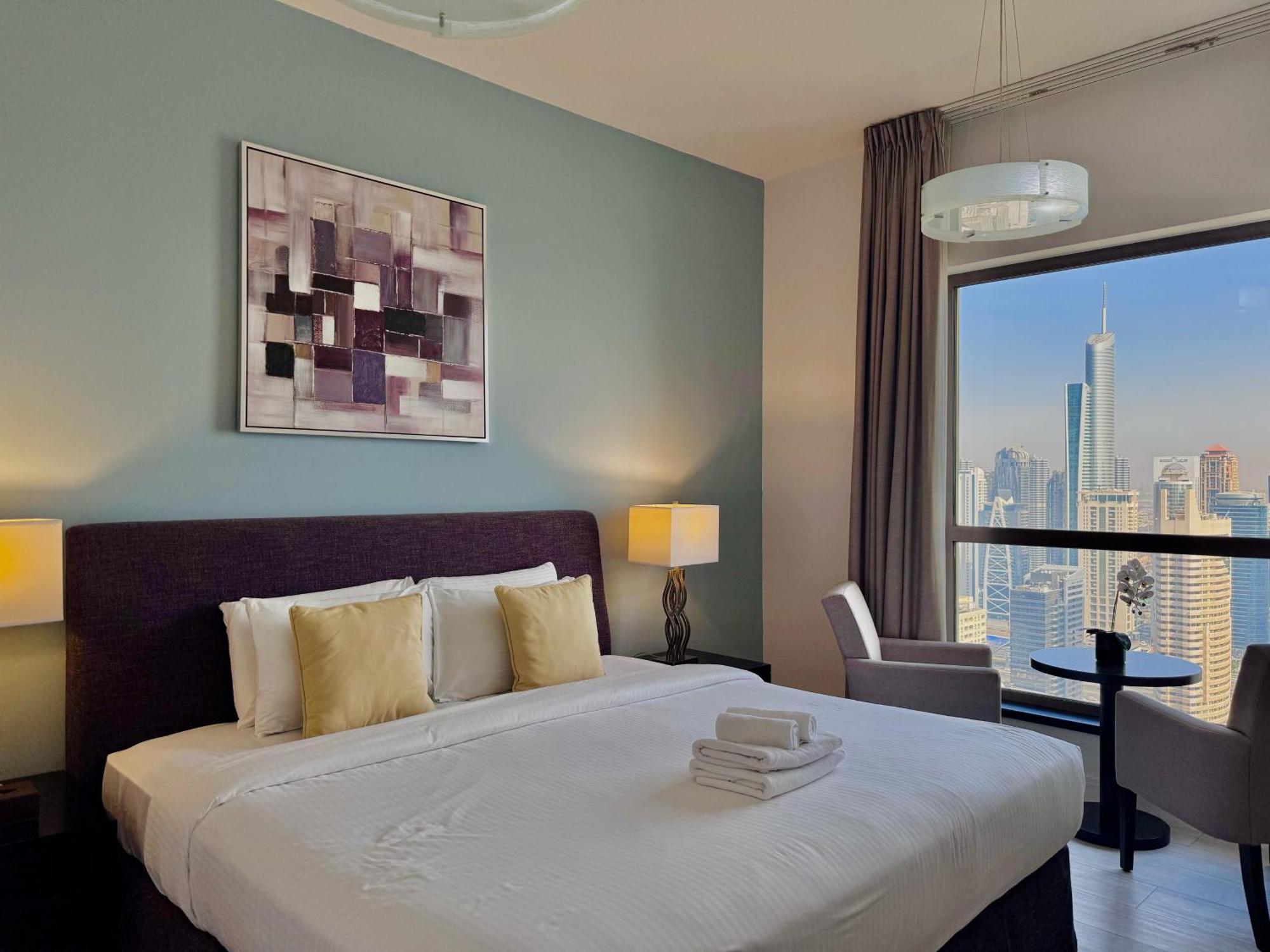 Appartement 3br With Gorgeous Marina View On Jbr Near Mall, Metro & Eye- By Sunkissed Homes