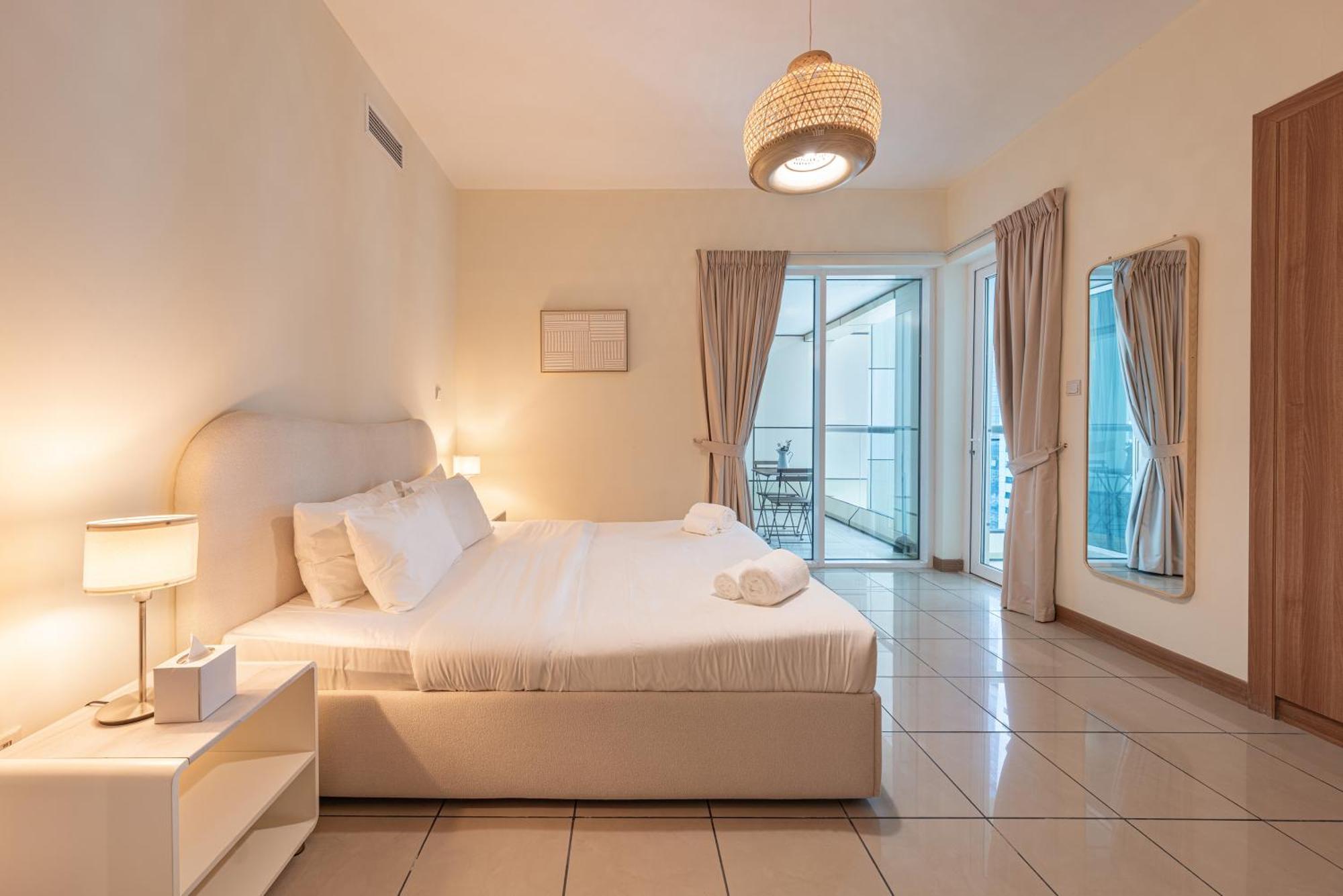 Apartamento Spacious Upgraded & Elegant - 1br Dubái