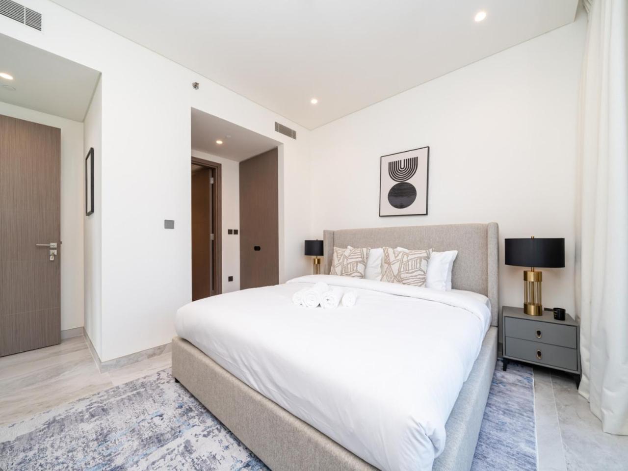Appartement Brand New Business Bay 1 Bed With Burj Khalifa And Canal Views *