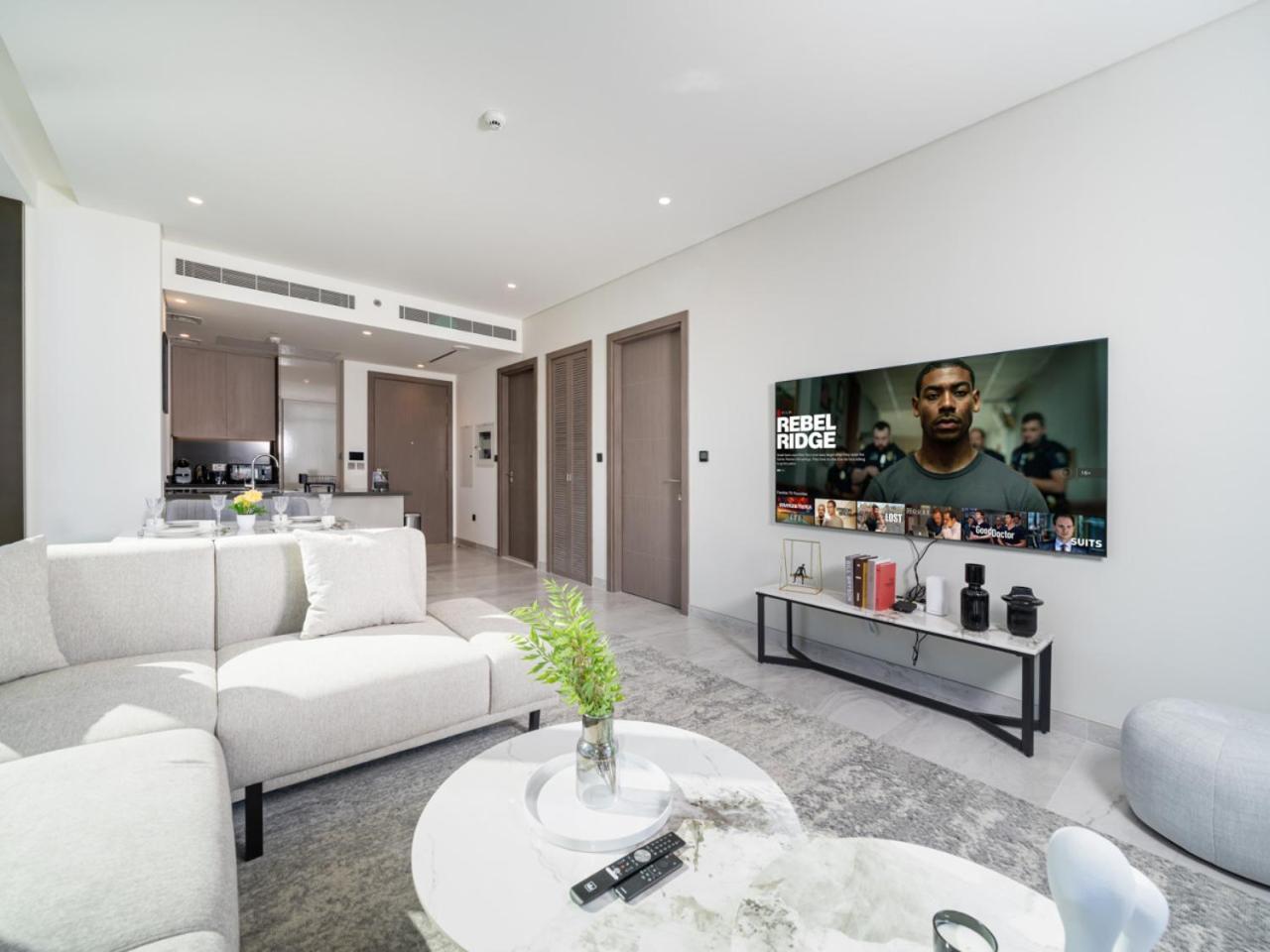 Appartement Brand New Business Bay 1 Bed With Burj Khalifa And Canal Views *