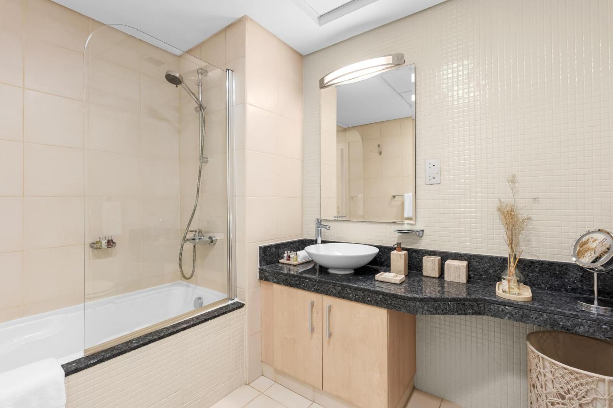 Shoreline Private 2 Bedroom With Panoramic Sea View And Pool Palm Jumeirah Lejlighed *