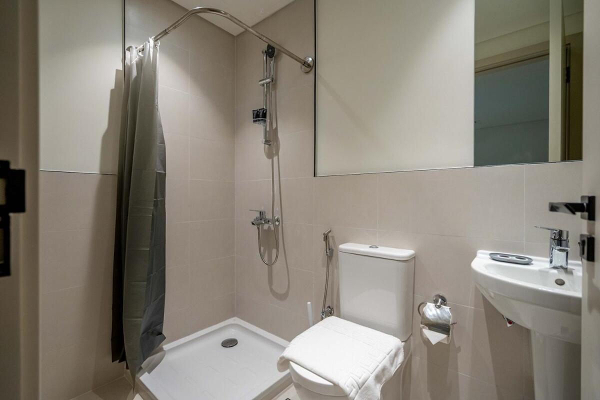Luxury 3br Penthouse Retreat - Private & Marina Views Appartamento