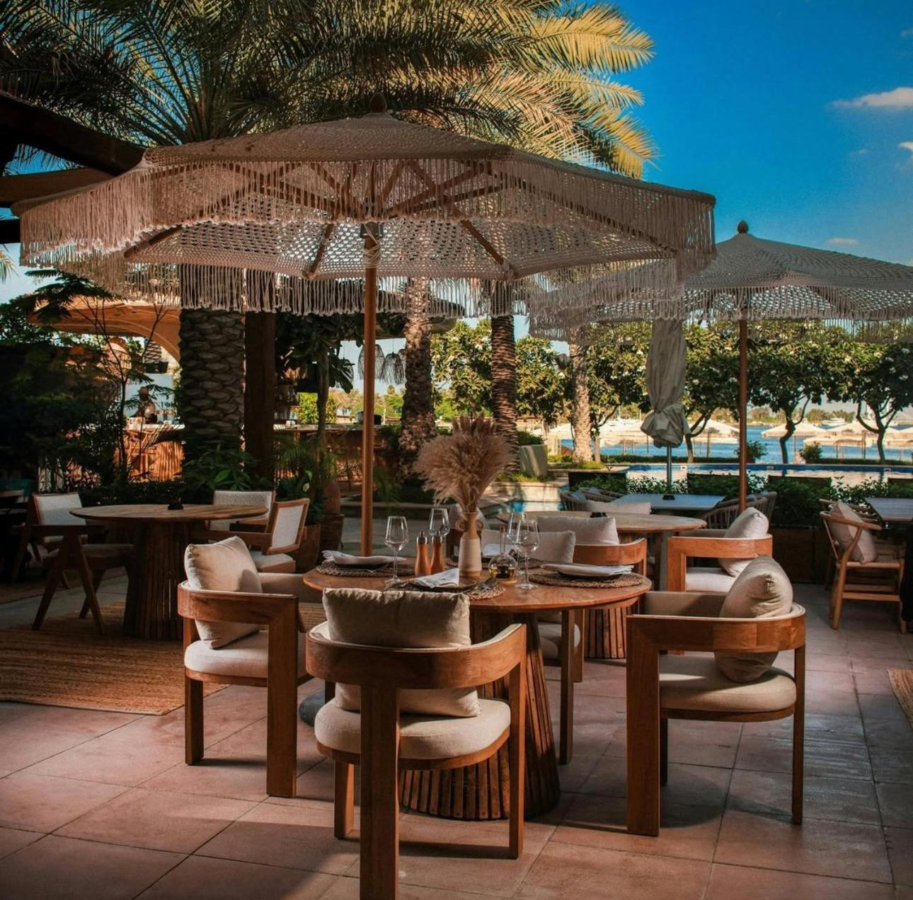 Apartment Luxury - Beachfront - Spacious Shoreline Residences - 5 Star Private Dubai