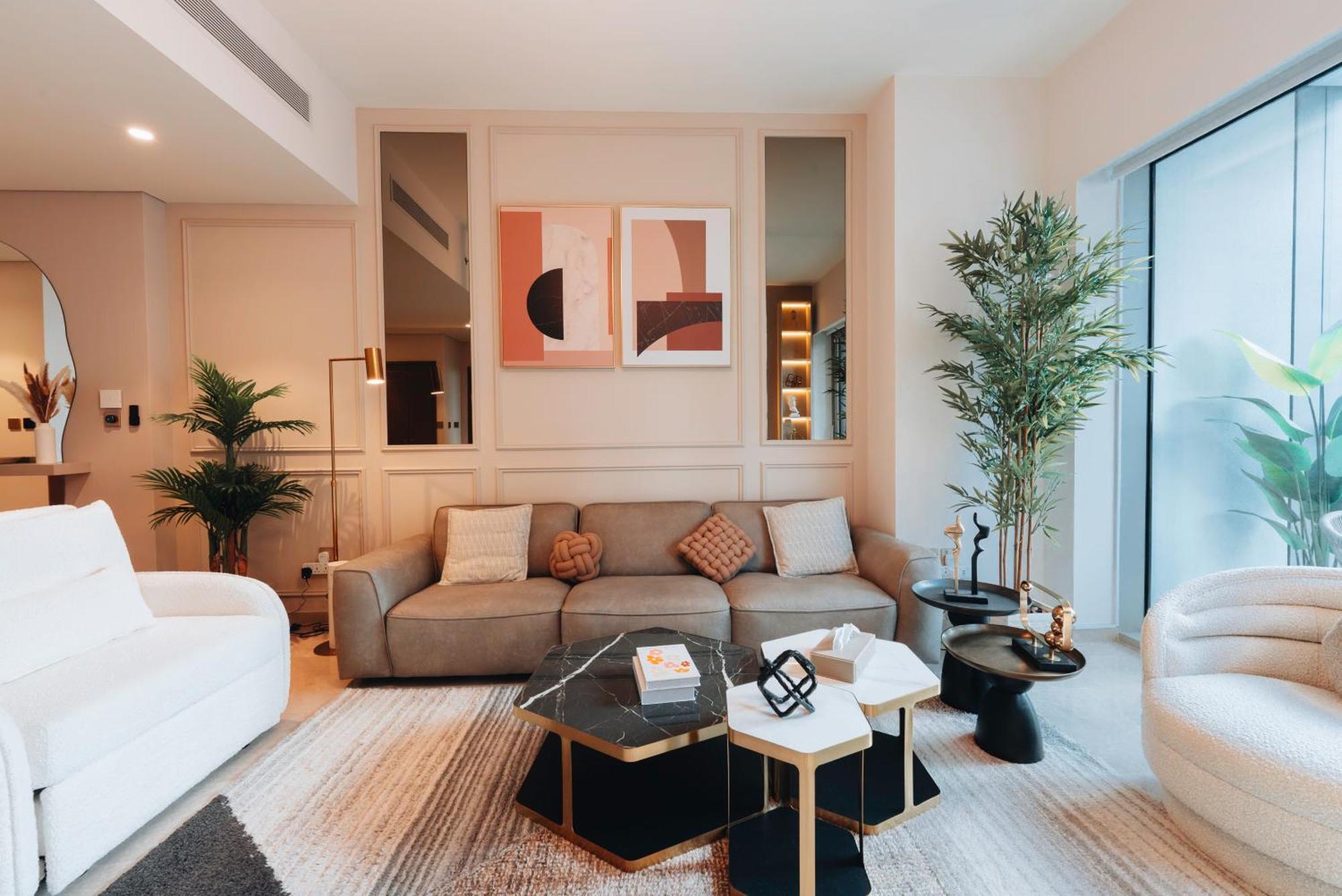 Apartemen Modern 1-bedroom In Downtown Near Mall & Burj Khalifa