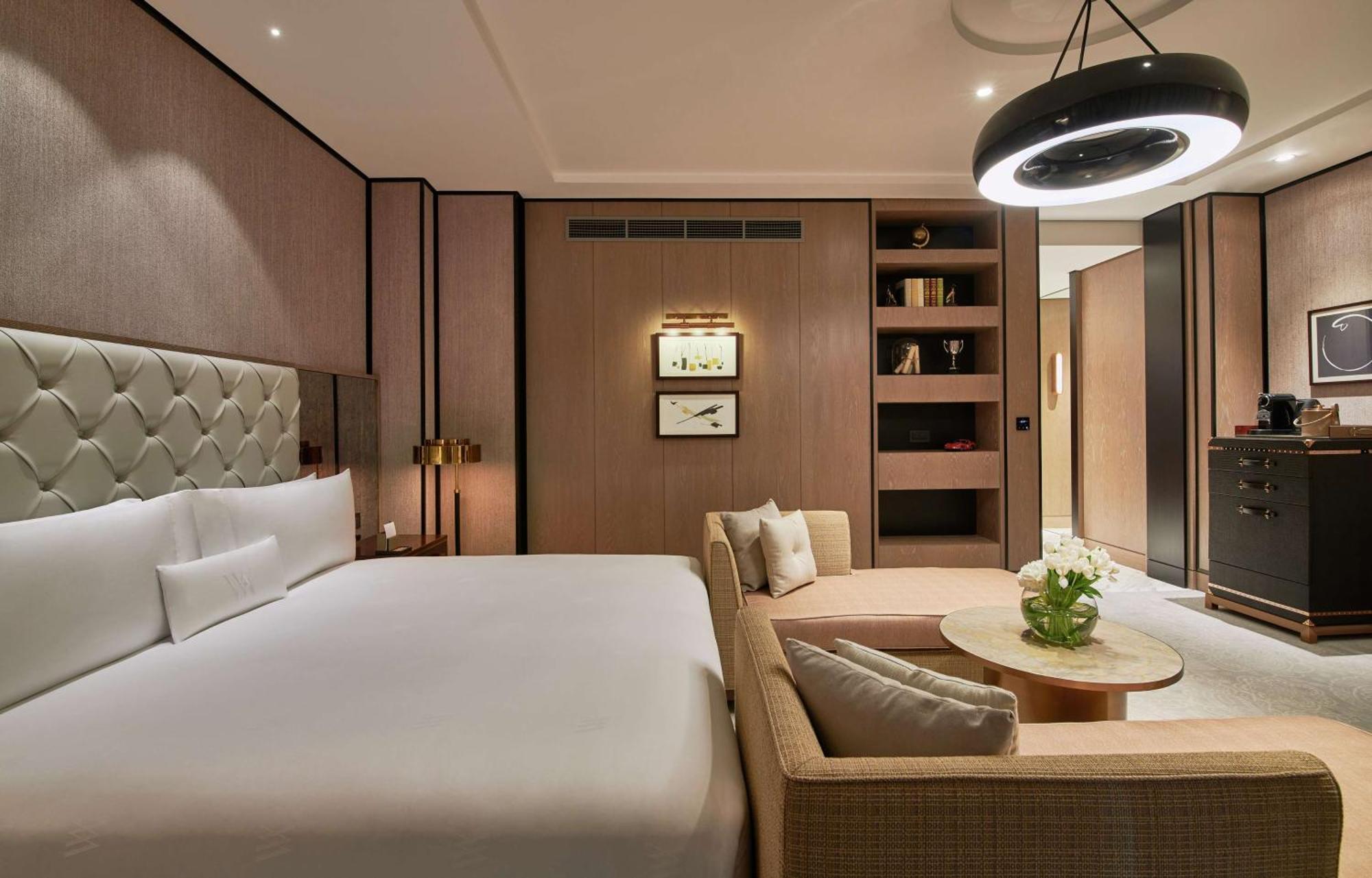 Waldorf Astoria International Financial Centre Hotel