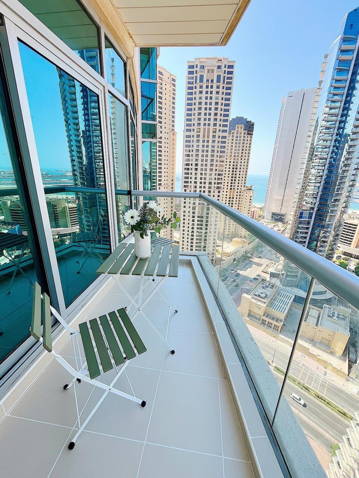 Park Island, Marina, 2 Master Bedrooms, Stunning View, Prime Location Appartement *