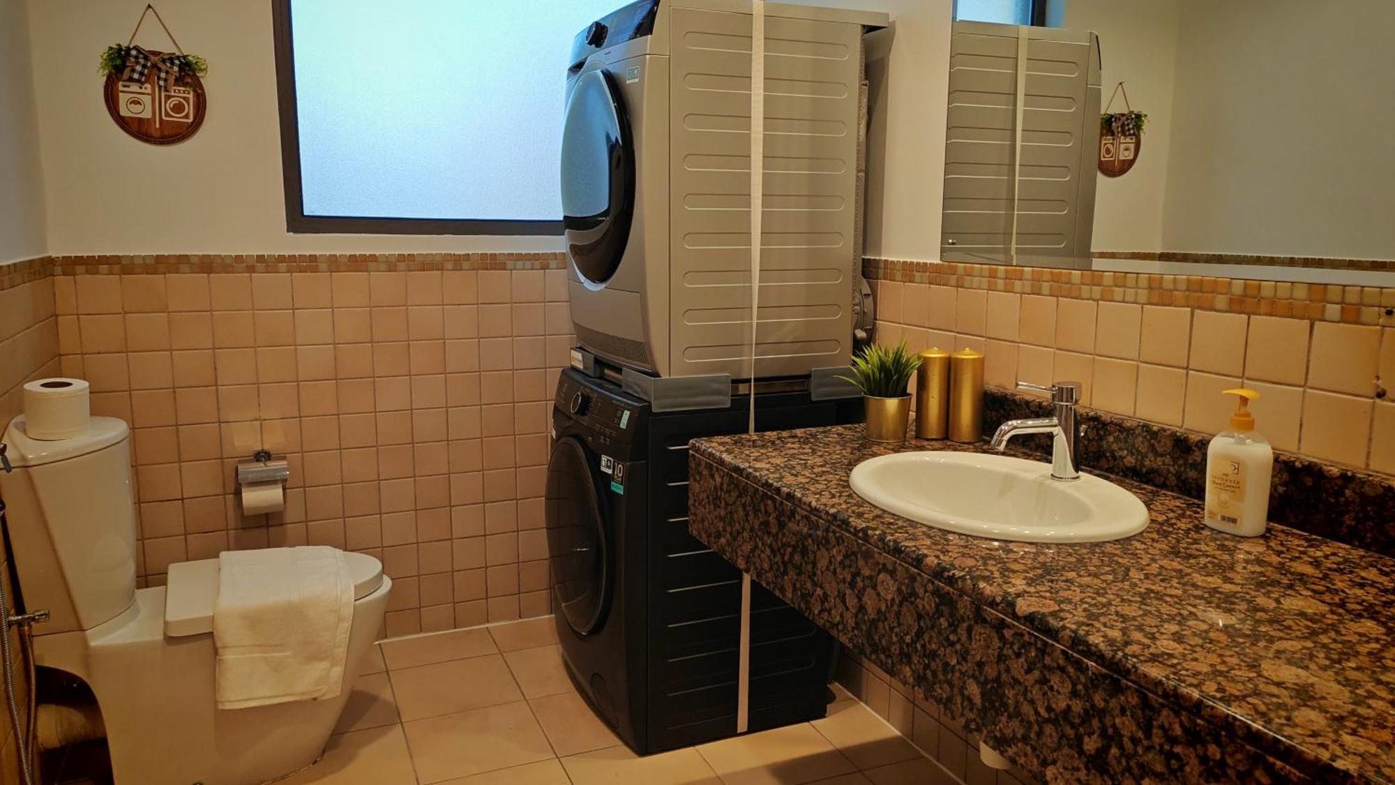 Apartamento Modern, Spacious, Luxe 5br Maid In Jbr, Near Jbr Beach, Marina View, By La Buena Vida Homes Dubai