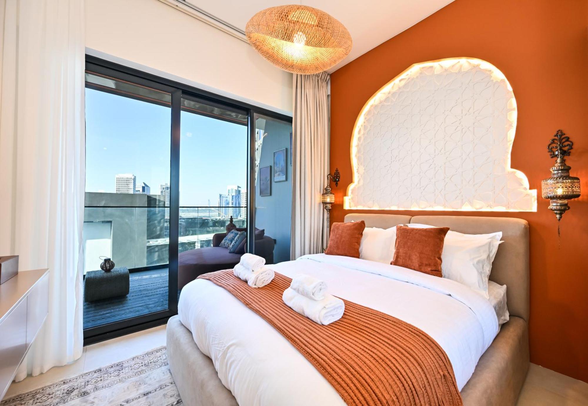 Appartement Luxurious One Bed Near Mall With Burj And Canal View *