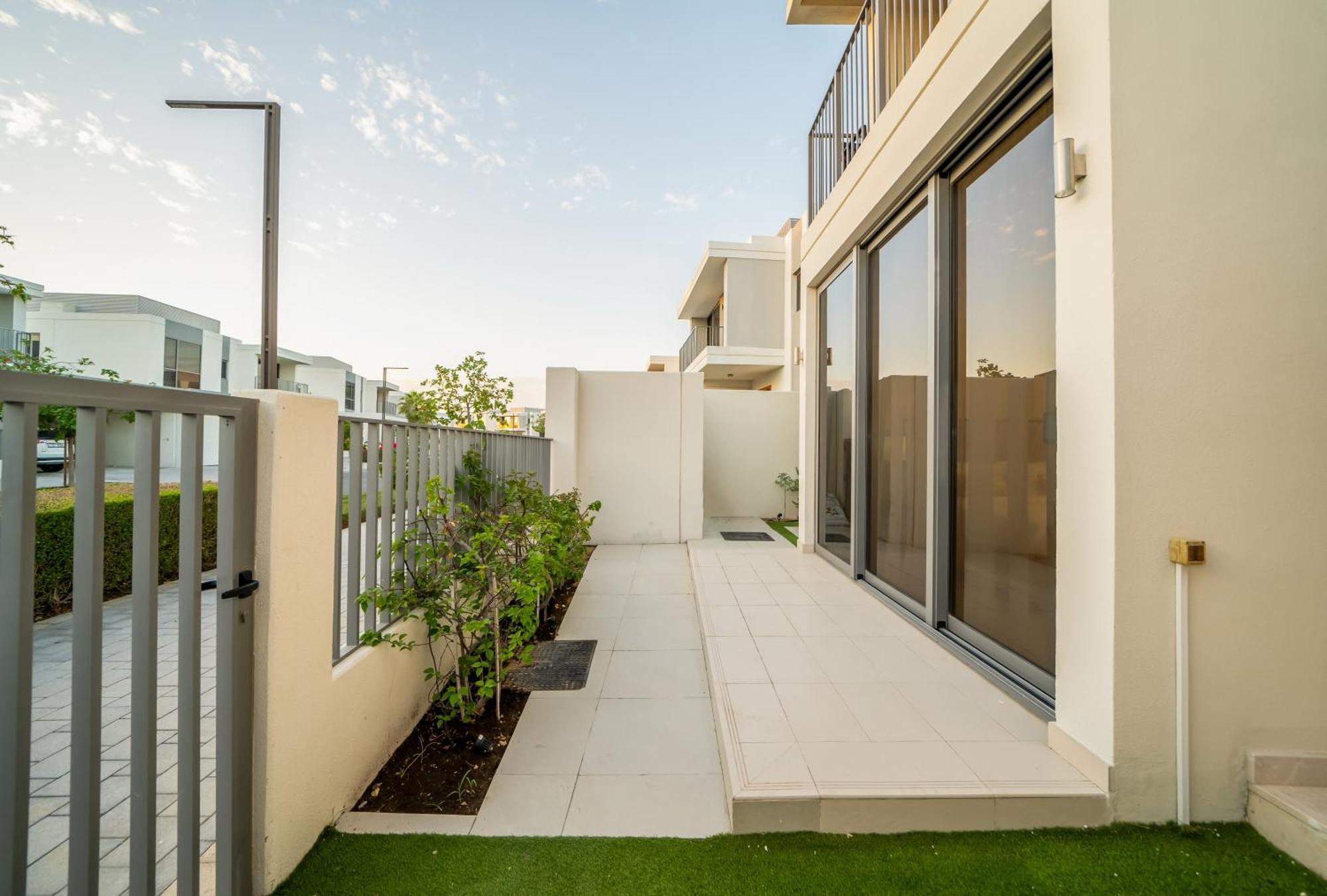 Newarabian Hills Sidra Villa *