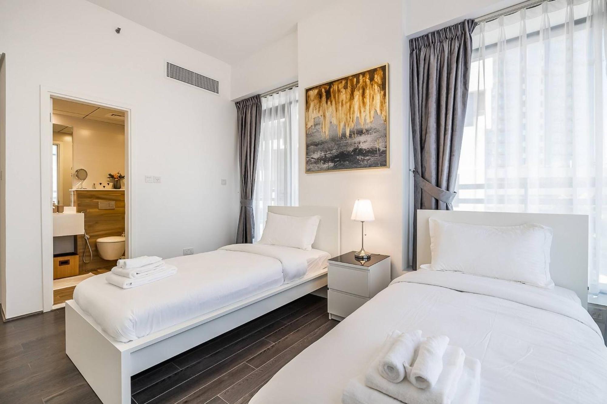 Spacious 2 Bedroom - J8 - Al Sufouh Dubai