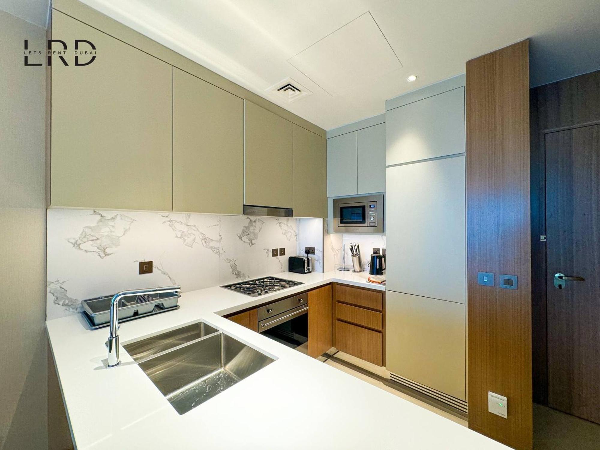 Luxurious 2br The Address Opera Apartemen Dubai