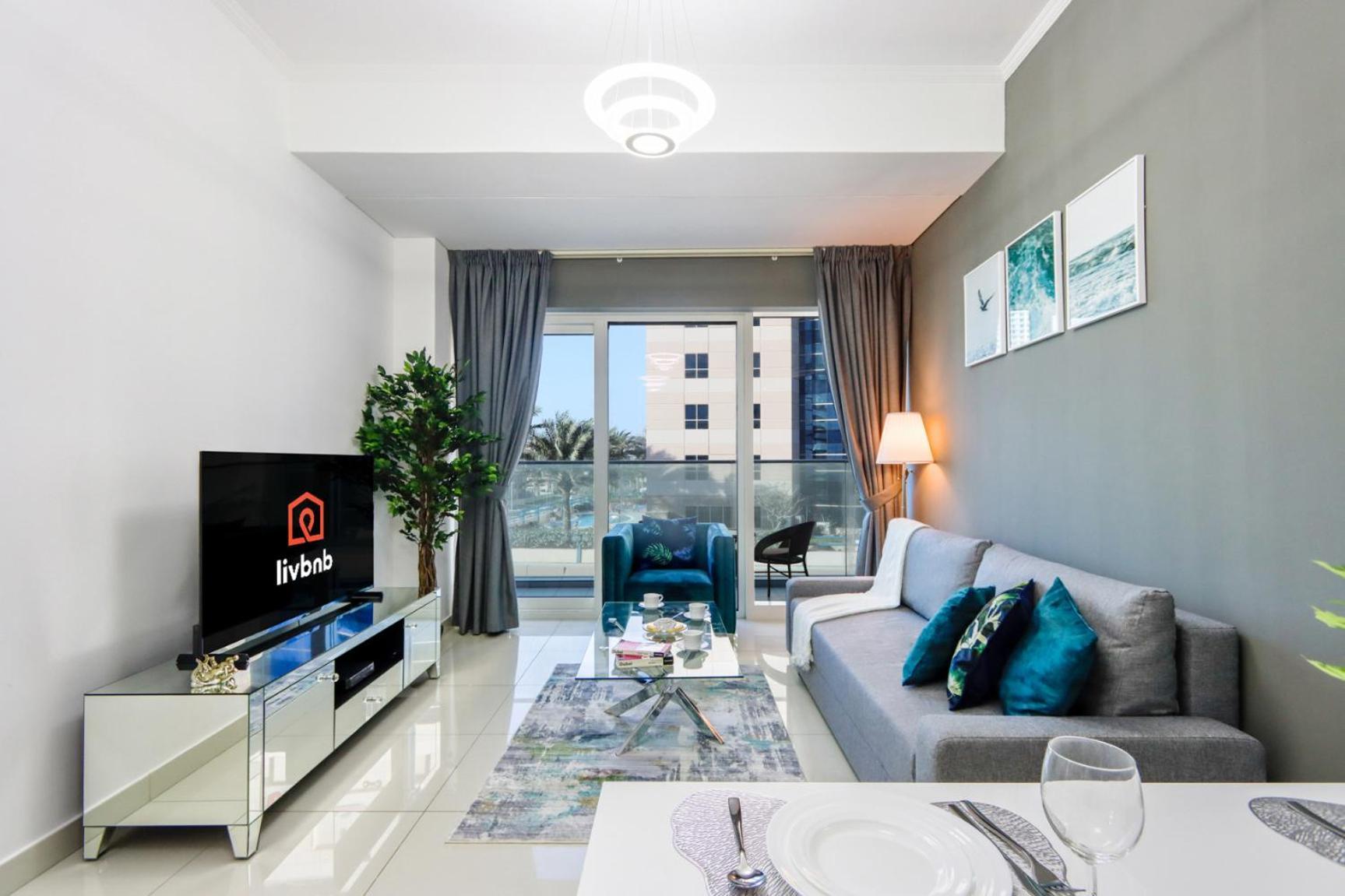 Spectacular 1br In Damac Heights By Livbnb Dubaï