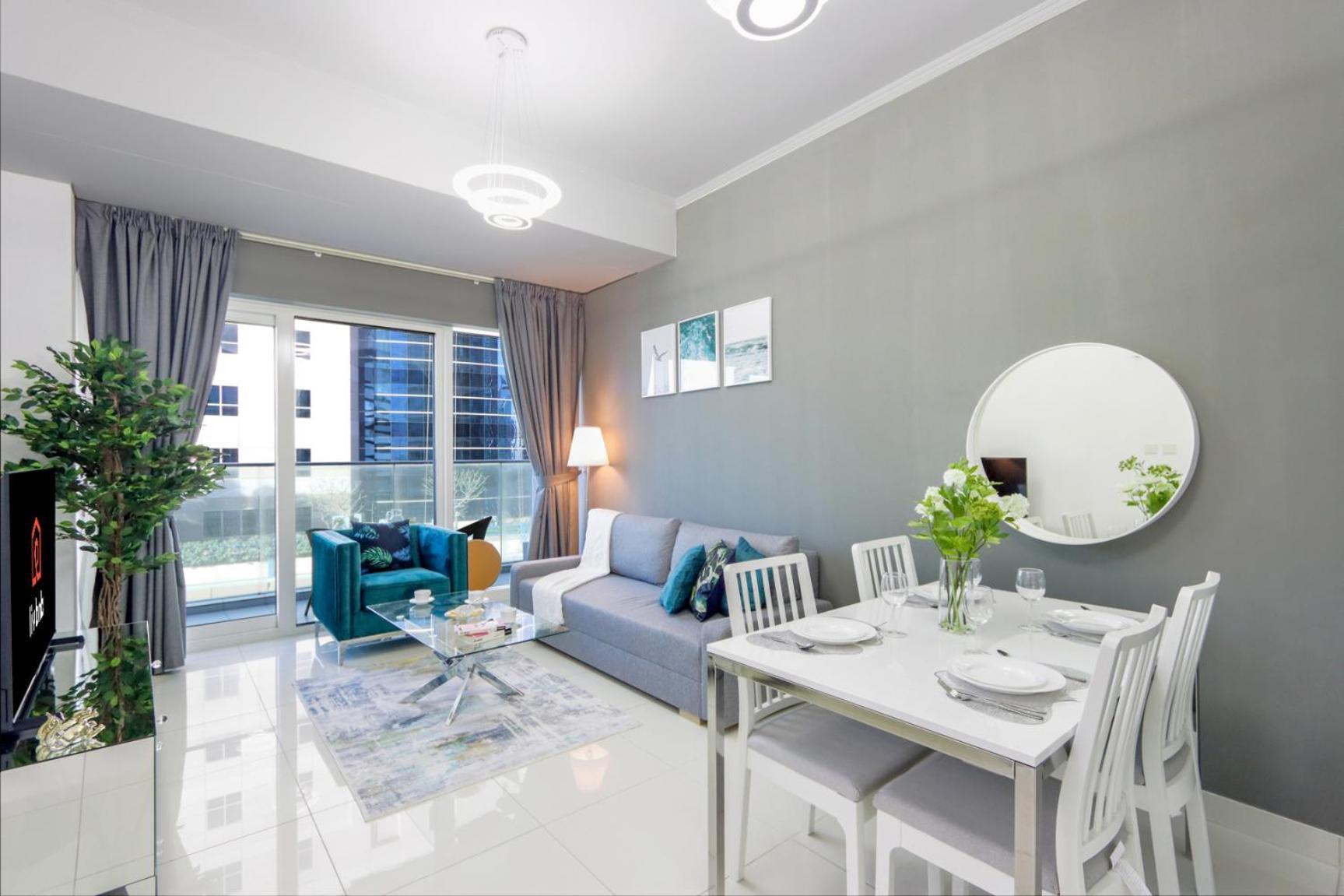 Spectacular 1br In Damac Heights By Livbnb * Dubaï