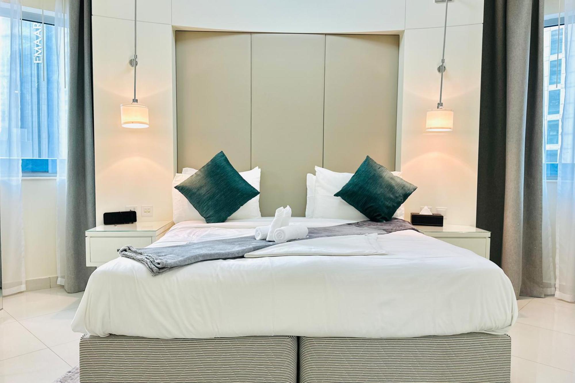Vserve - 1 Bedroom Iconic Burj Khalifa Full View Dubaï